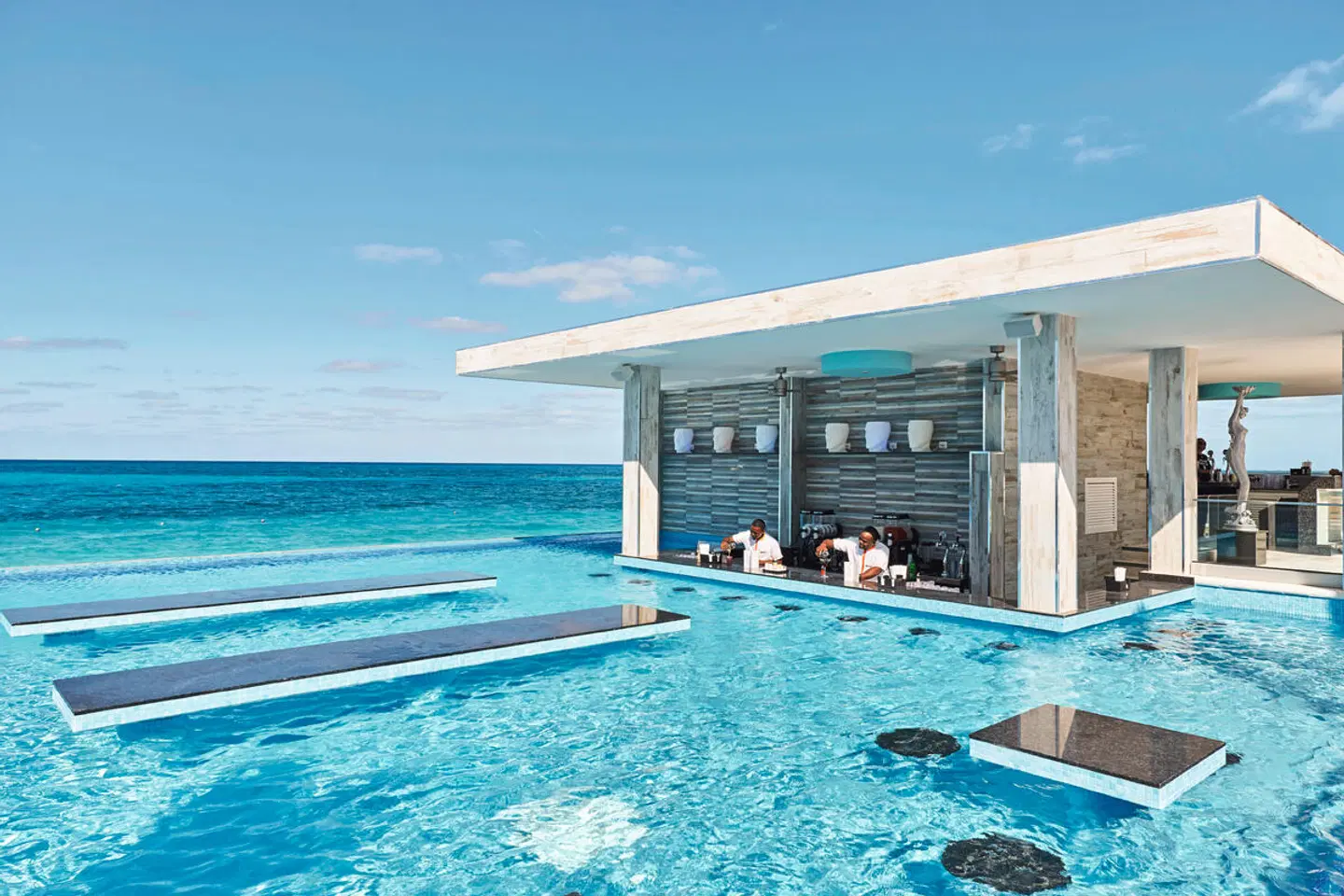 Hotel Riu Palace Paradise Island OUTDOOR_POOL