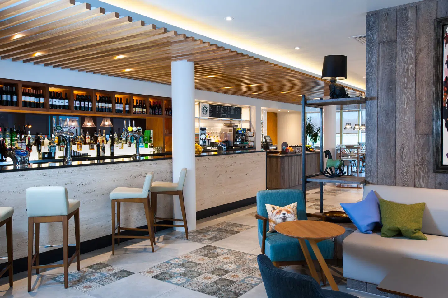 Holiday Inn Salisbury - Stonehenge Bar