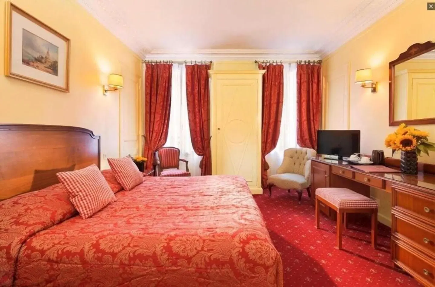 Queen Mary ROOM_EXAMPLE