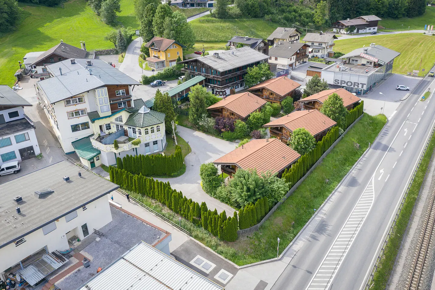 Almdorf Chalets EXTERIOR