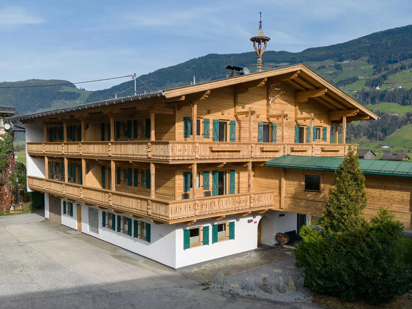 Almdorf Chalets EXTERIOR