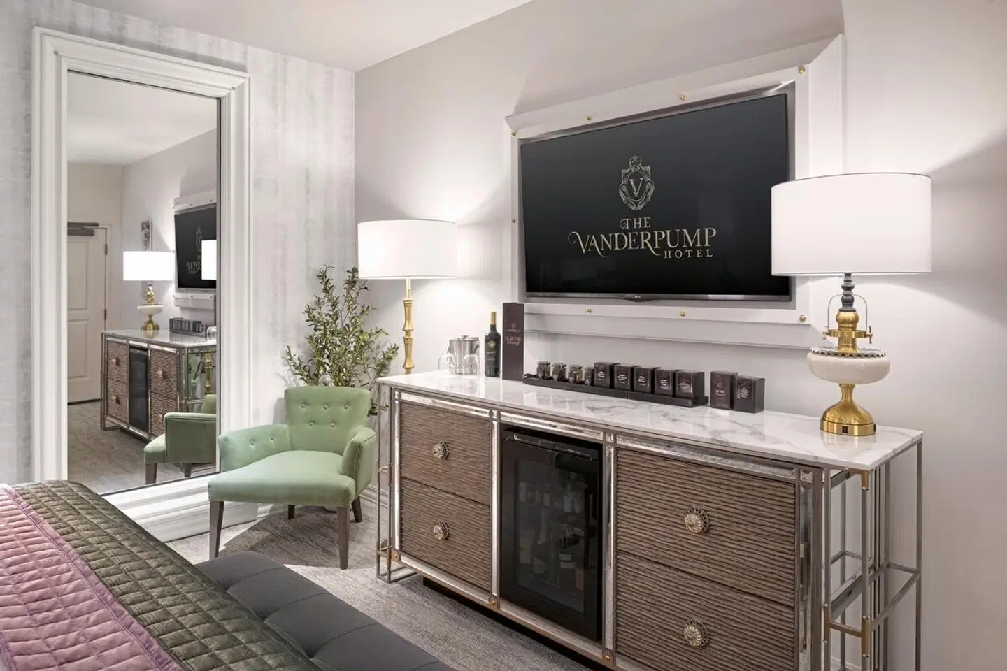 The Vanderpump Hotel ROOM_EXAMPLE