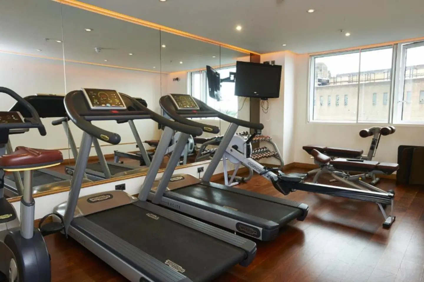 Pestana Chelsea Bridge SPORTS_AND_LEISURE