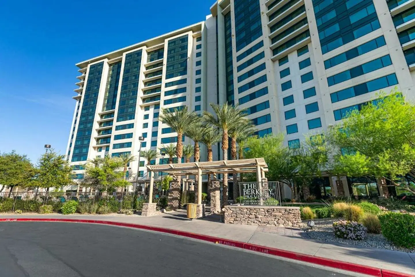 The Berkley, Las Vegas EXTERIOR