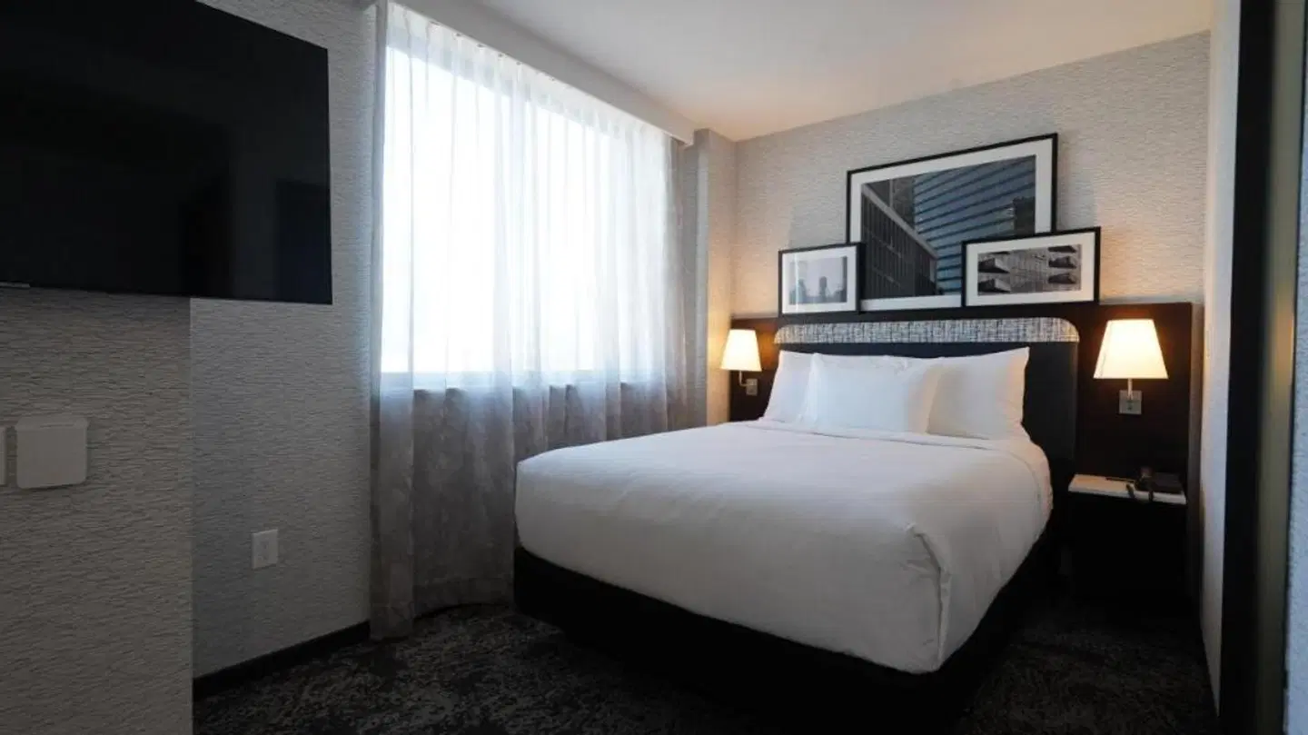 DoubleTree by Hilton Long Island City New York ROOM_EXAMPLE