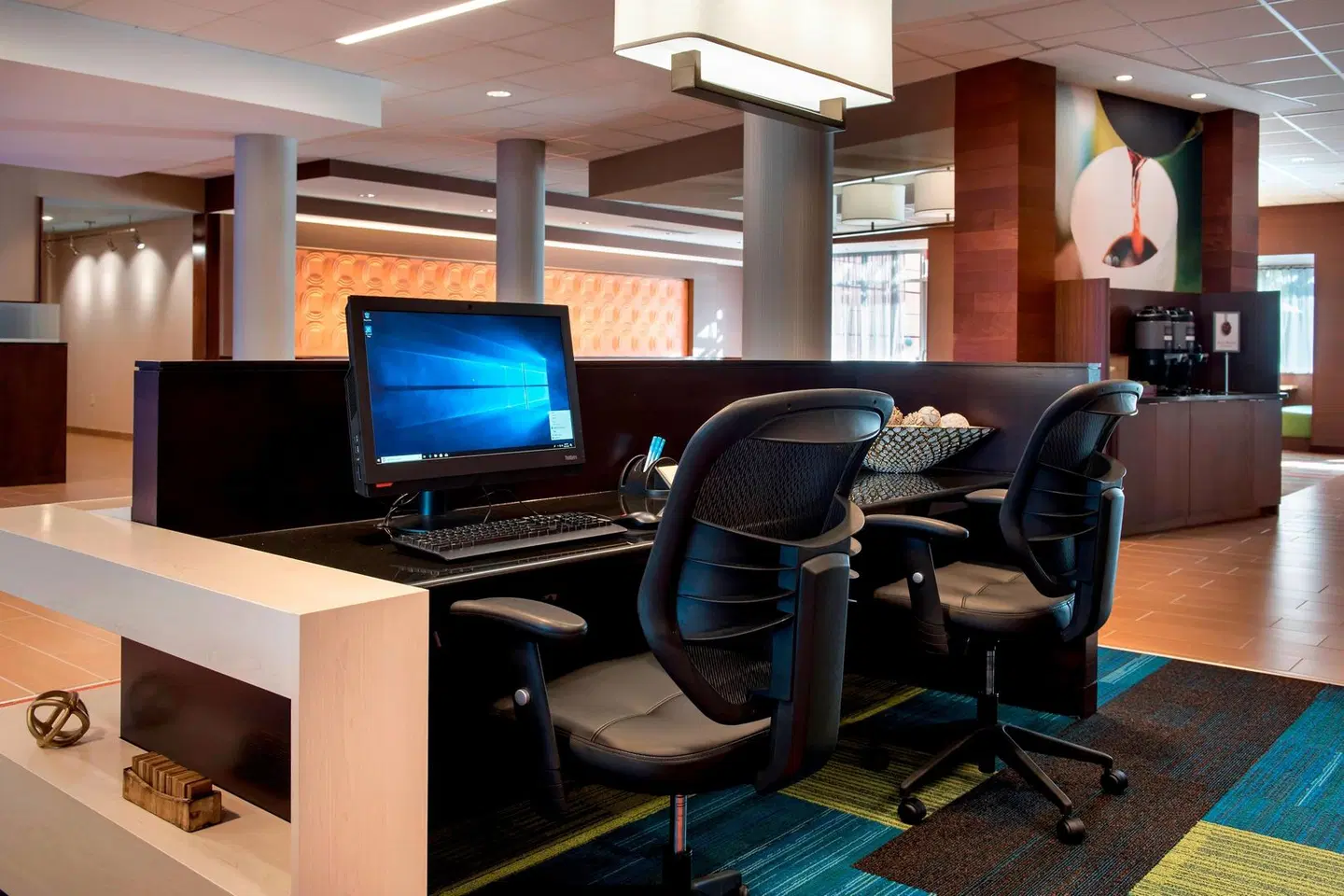 Fairfield by Marriott Inn & Suites Buffalo Amherst/University Bar