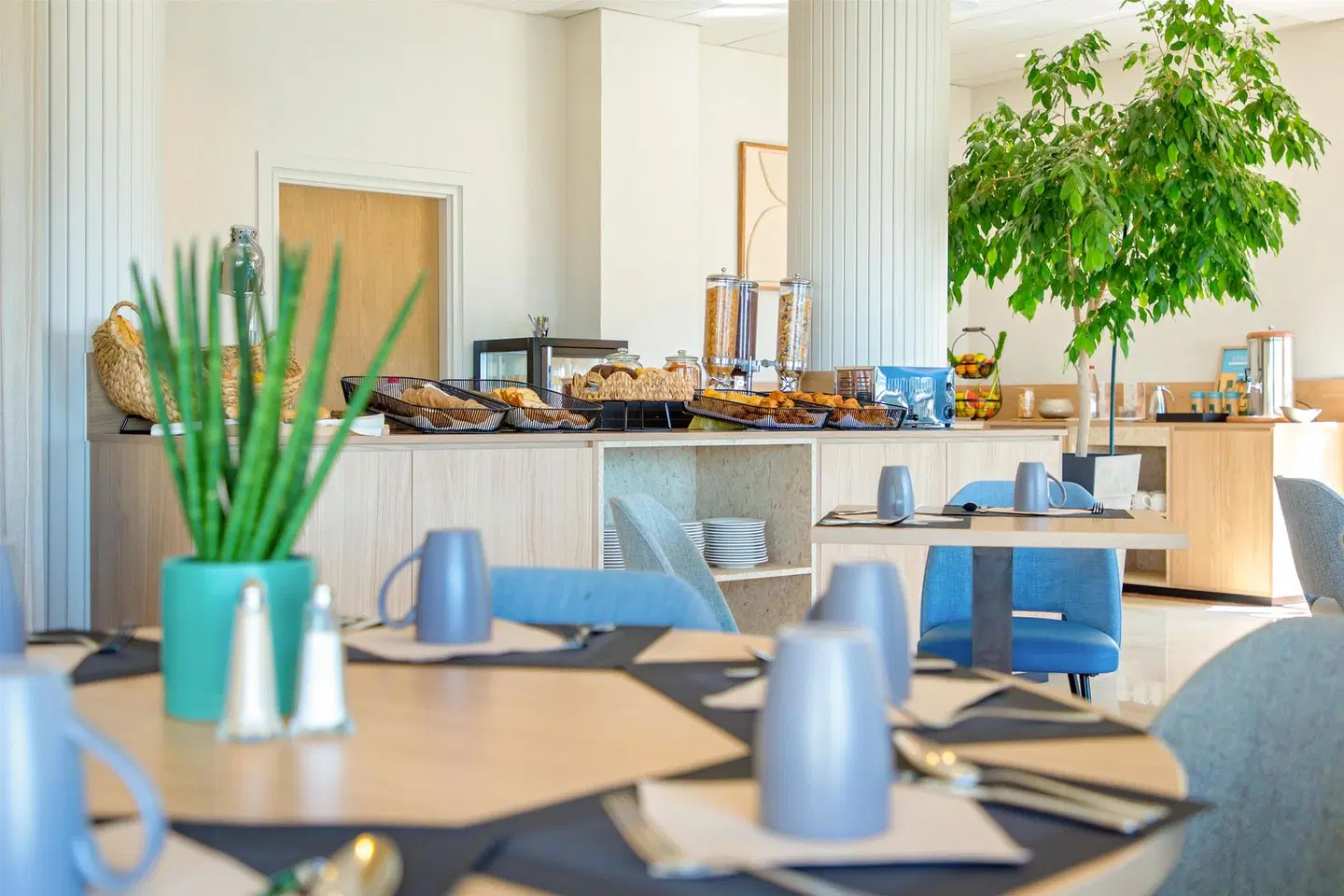 Best Western Plus Hôtel La Marina CONFERENCE