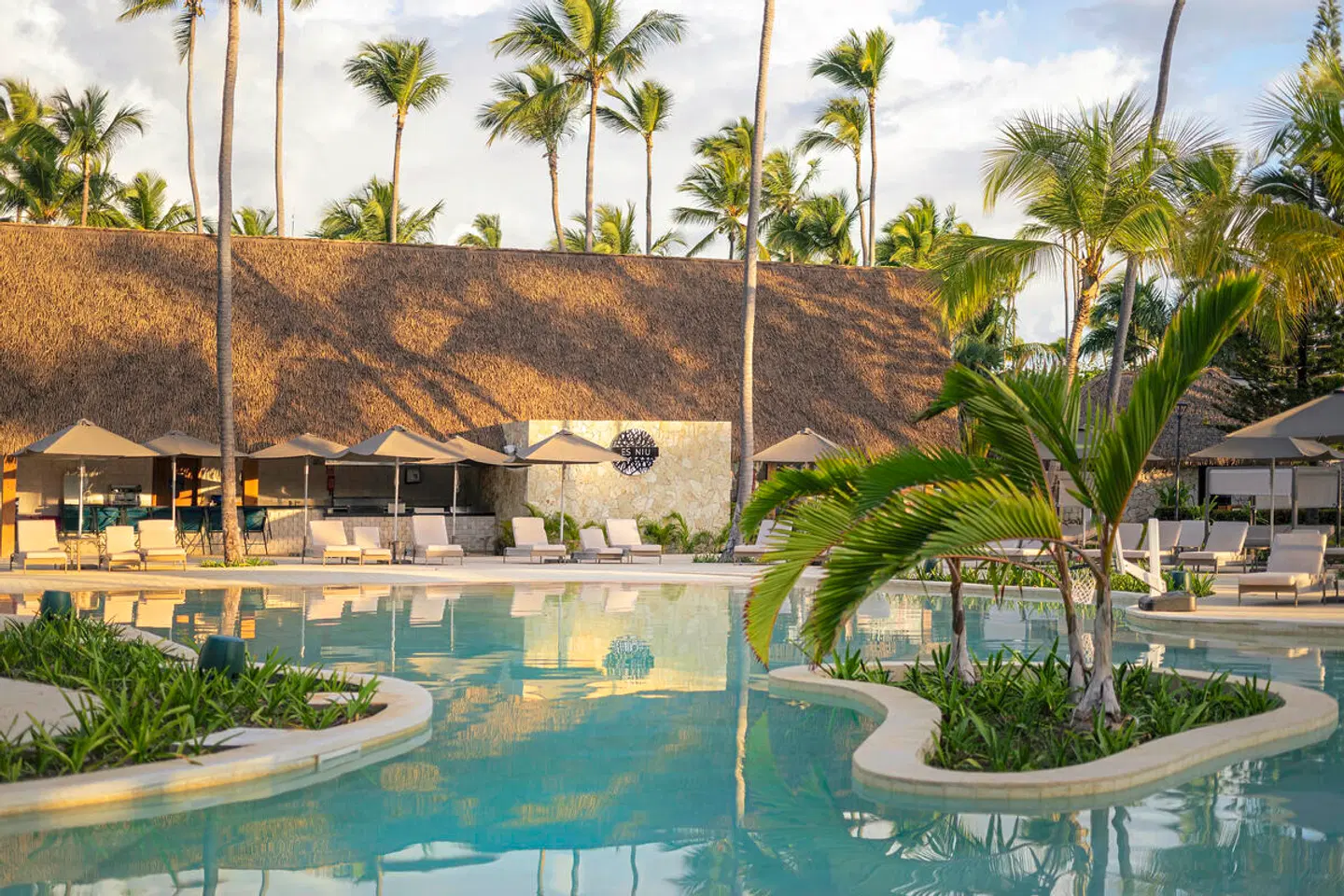 Family Selection at Grand Palladium Select Bávaro OUTDOOR_POOL