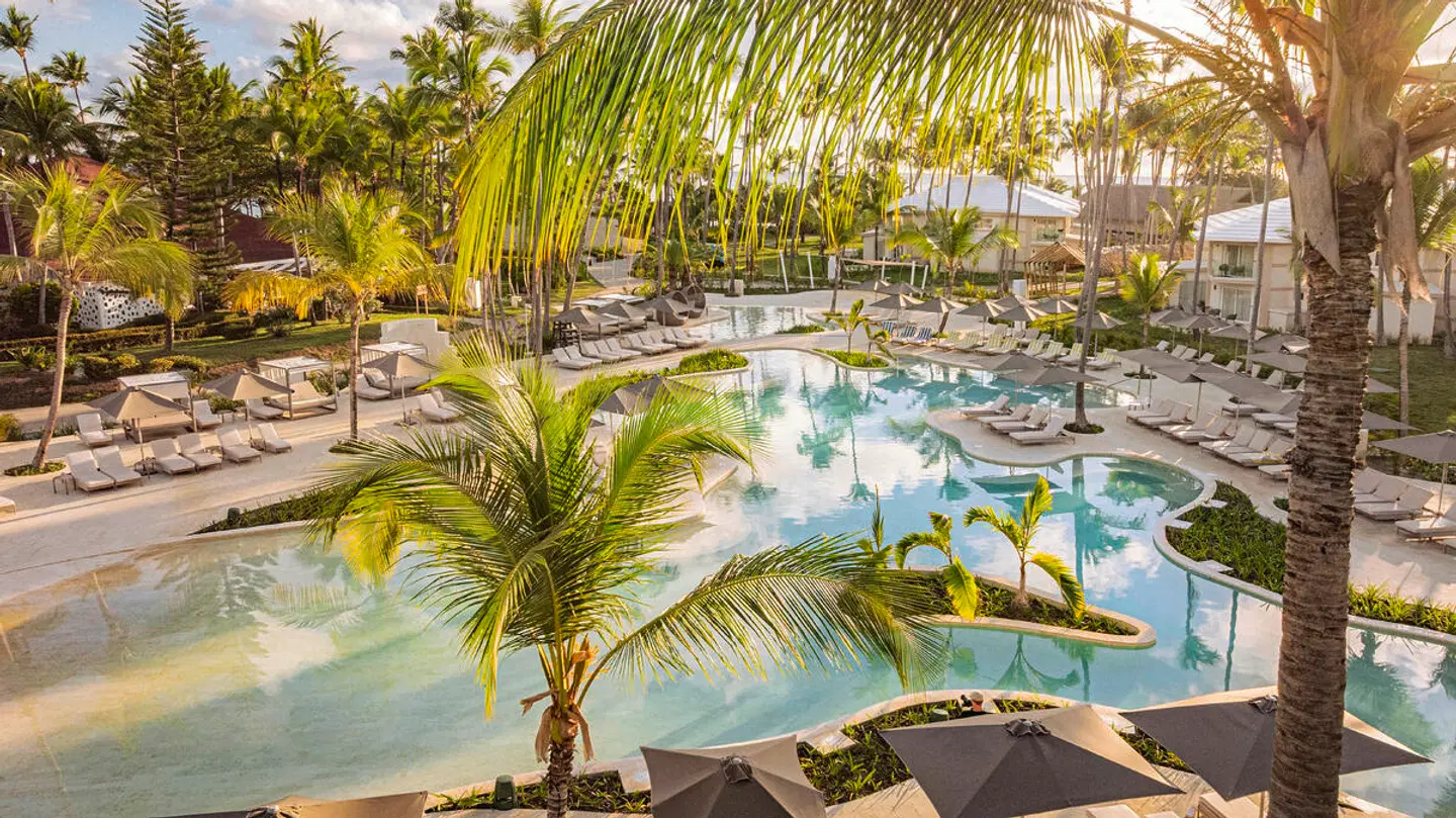 Family Selection at Grand Palladium Select Bávaro OUTDOOR_POOL