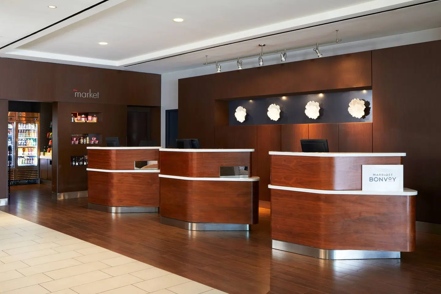 Courtyard by Marriott Los Angeles LAX/Century Boulevard LOUNGE_LOBBY