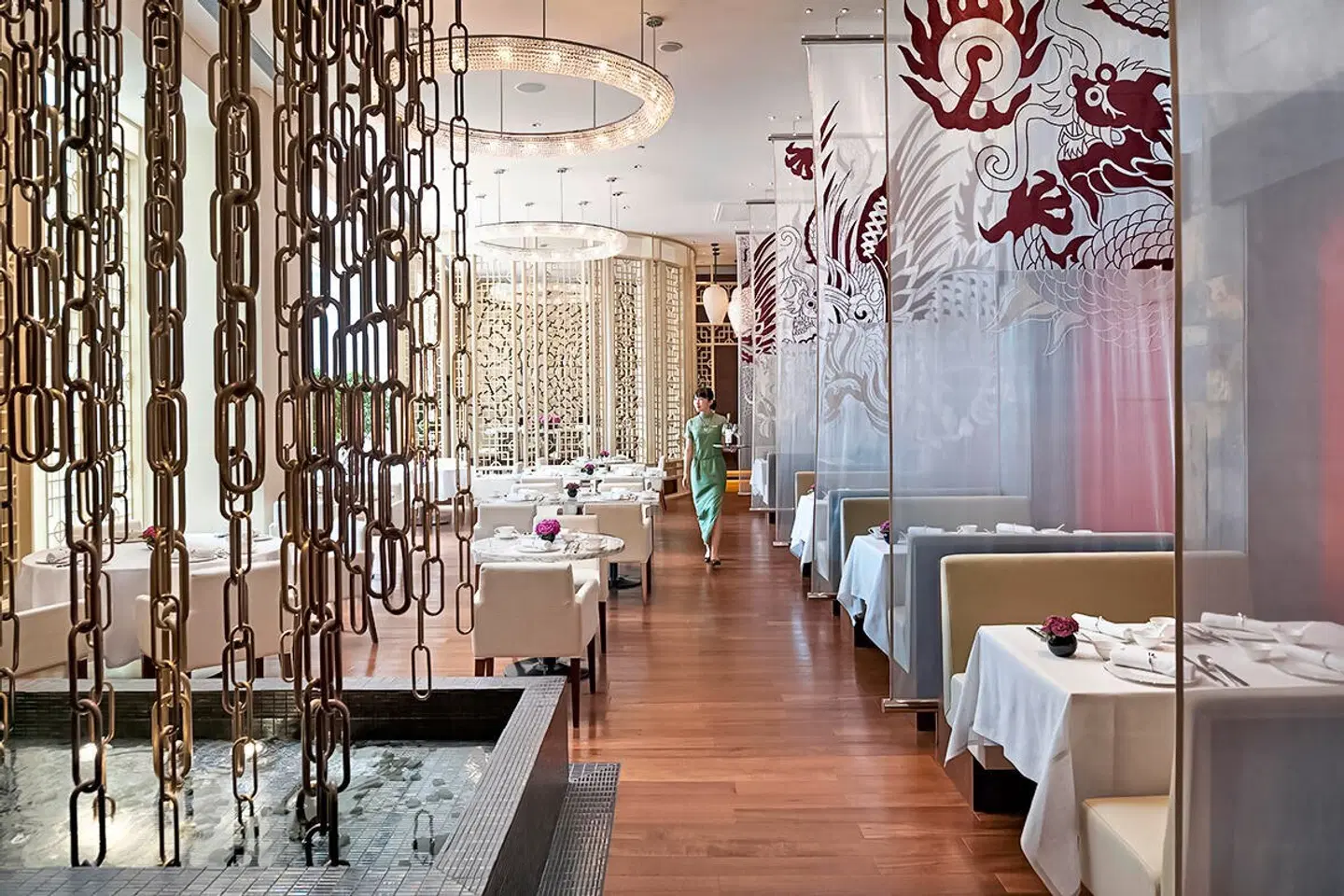 Mandarin Oriental Pudong, Shanghai Restaurant