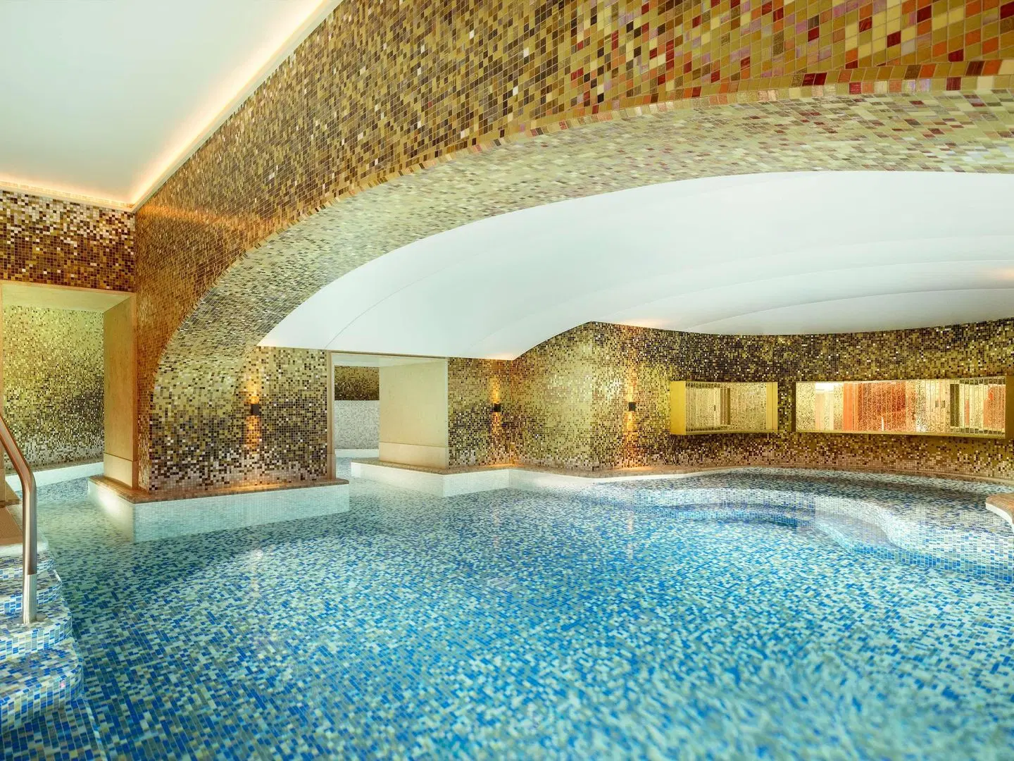 Raffles Europejski Warsaw Hallenbad