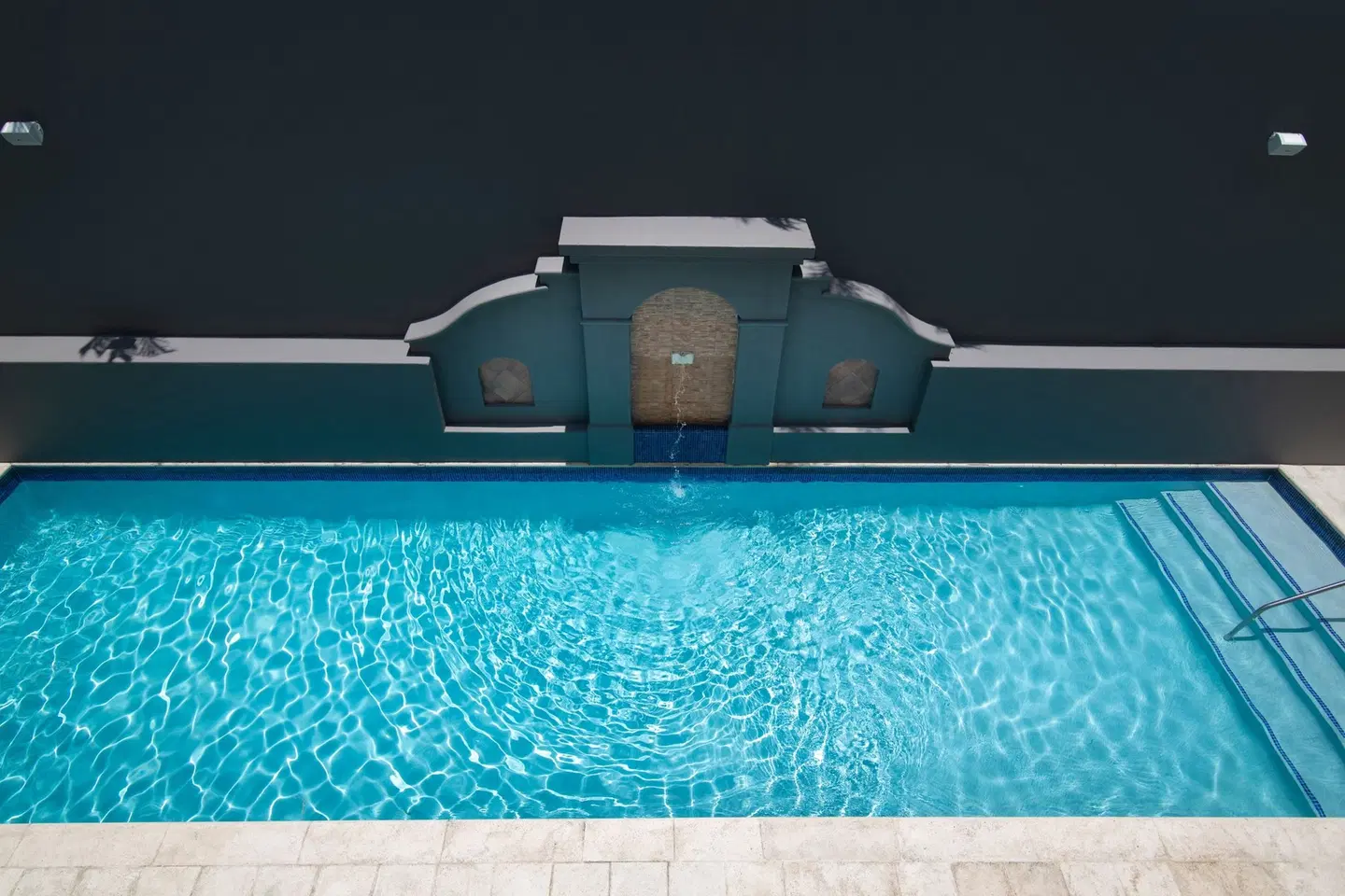 Courtyard by Marriott Santo Domingo OUTDOOR_POOL