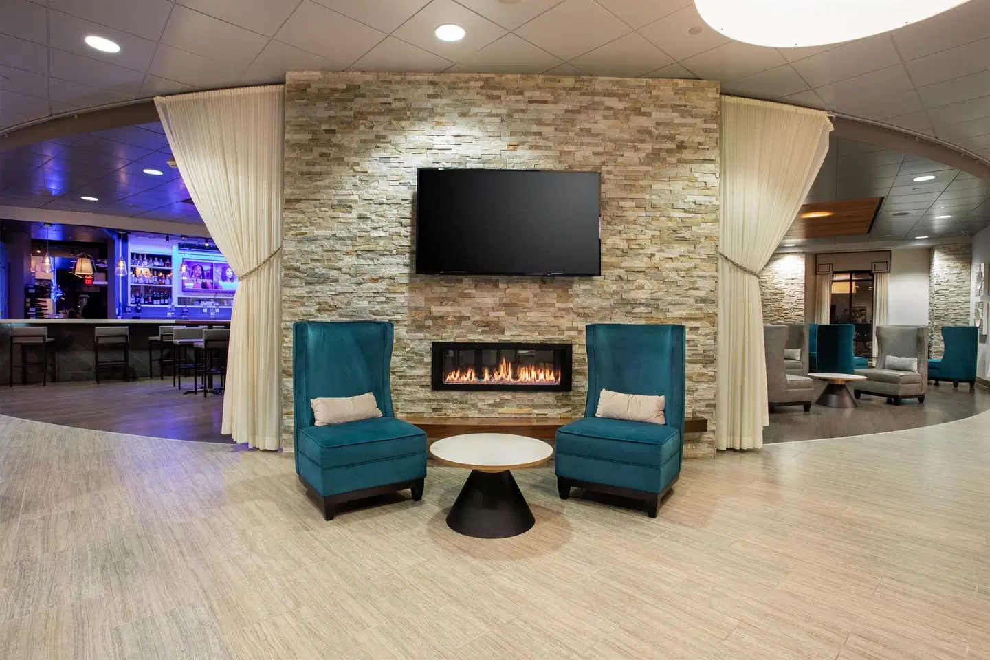 The Mosey Buffalo Williamsville, Tapestry Collection by Hilton LOUNGE_LOBBY