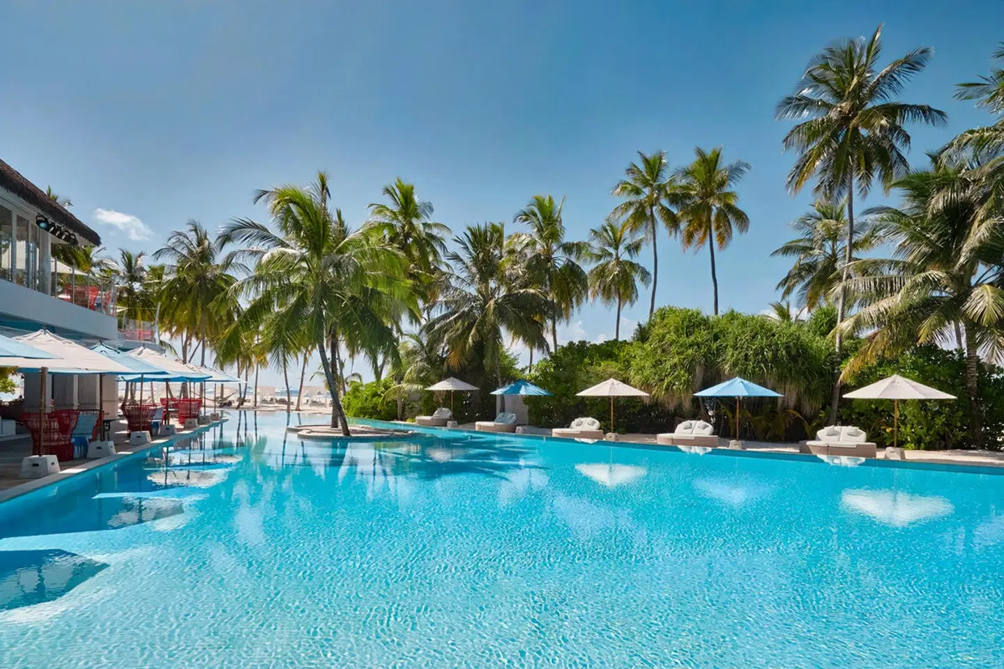 Finolhu, a Seaside Collection Resort OUTDOOR_POOL