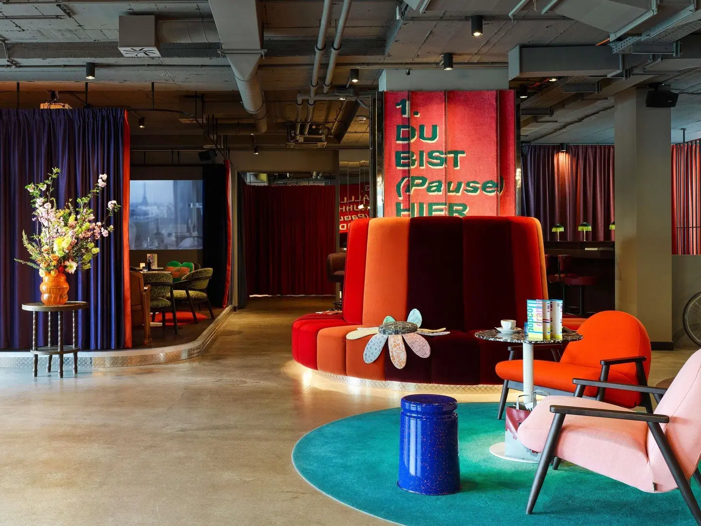 25hours Hotel Vienna at MuseumsQuartier Bar