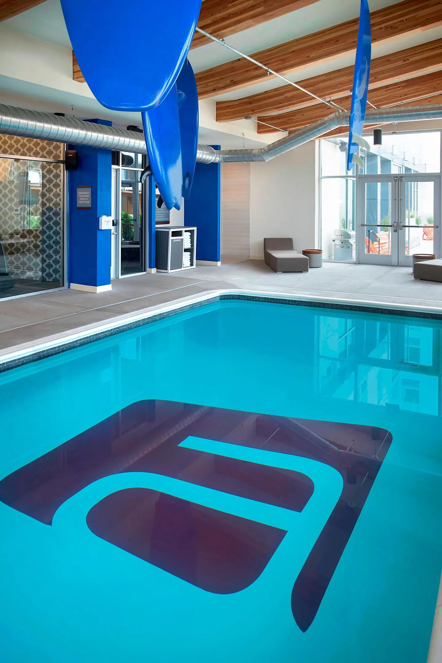 Aloft by Marriott Buffalo Airport Hallenbad
