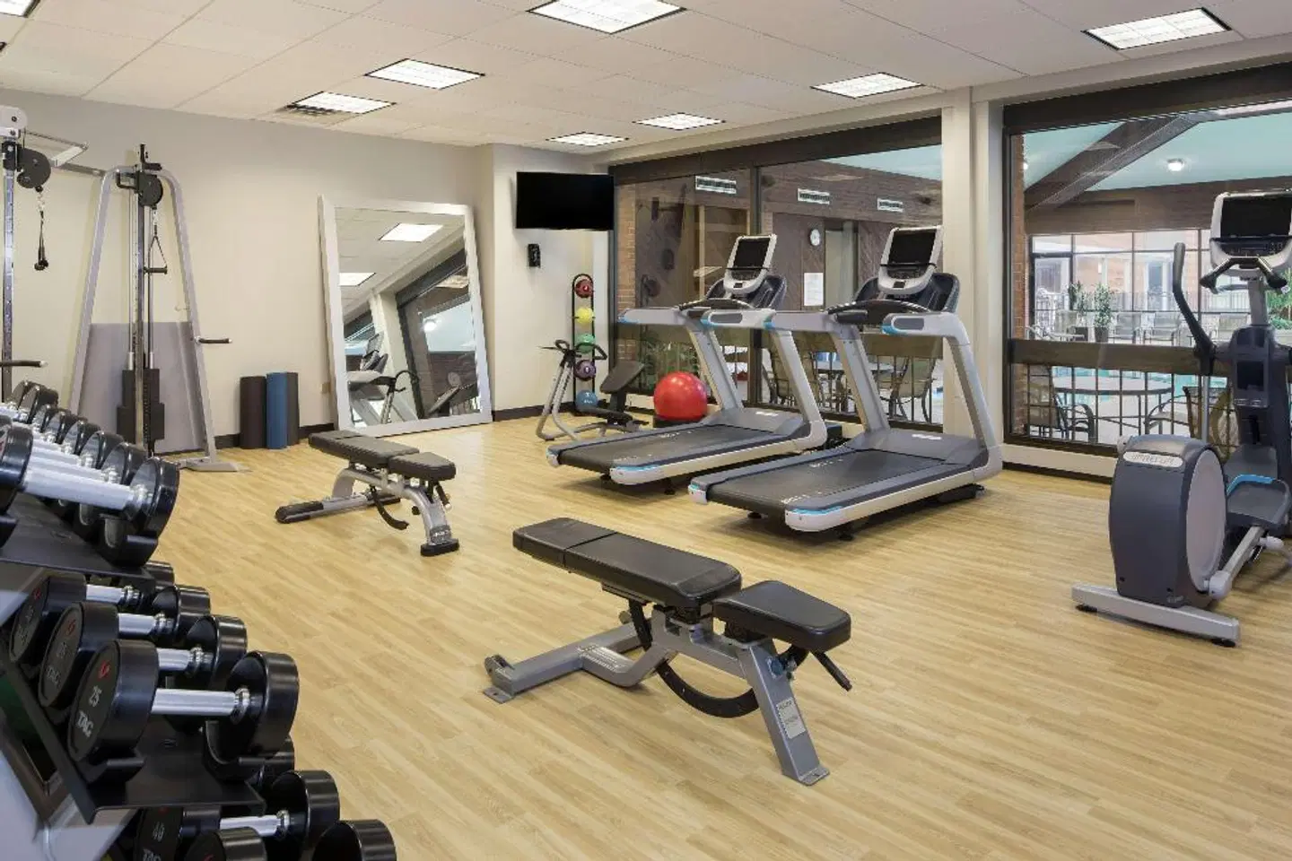 DoubleTree by Hilton Syracuse SPORTS_AND_LEISURE