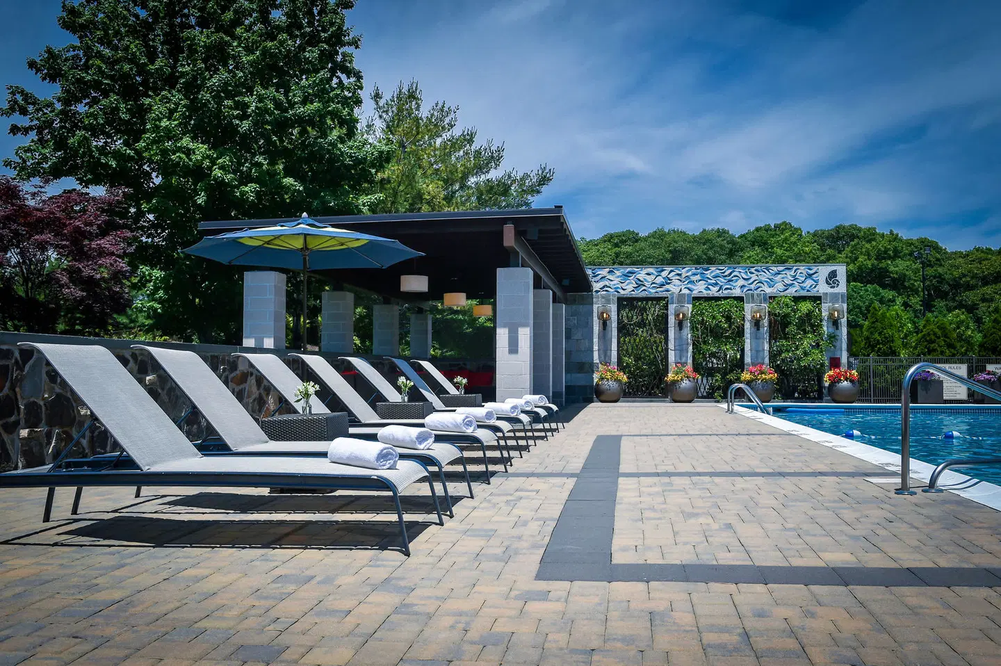 Hotel Indigo East End by IHG Terrasse