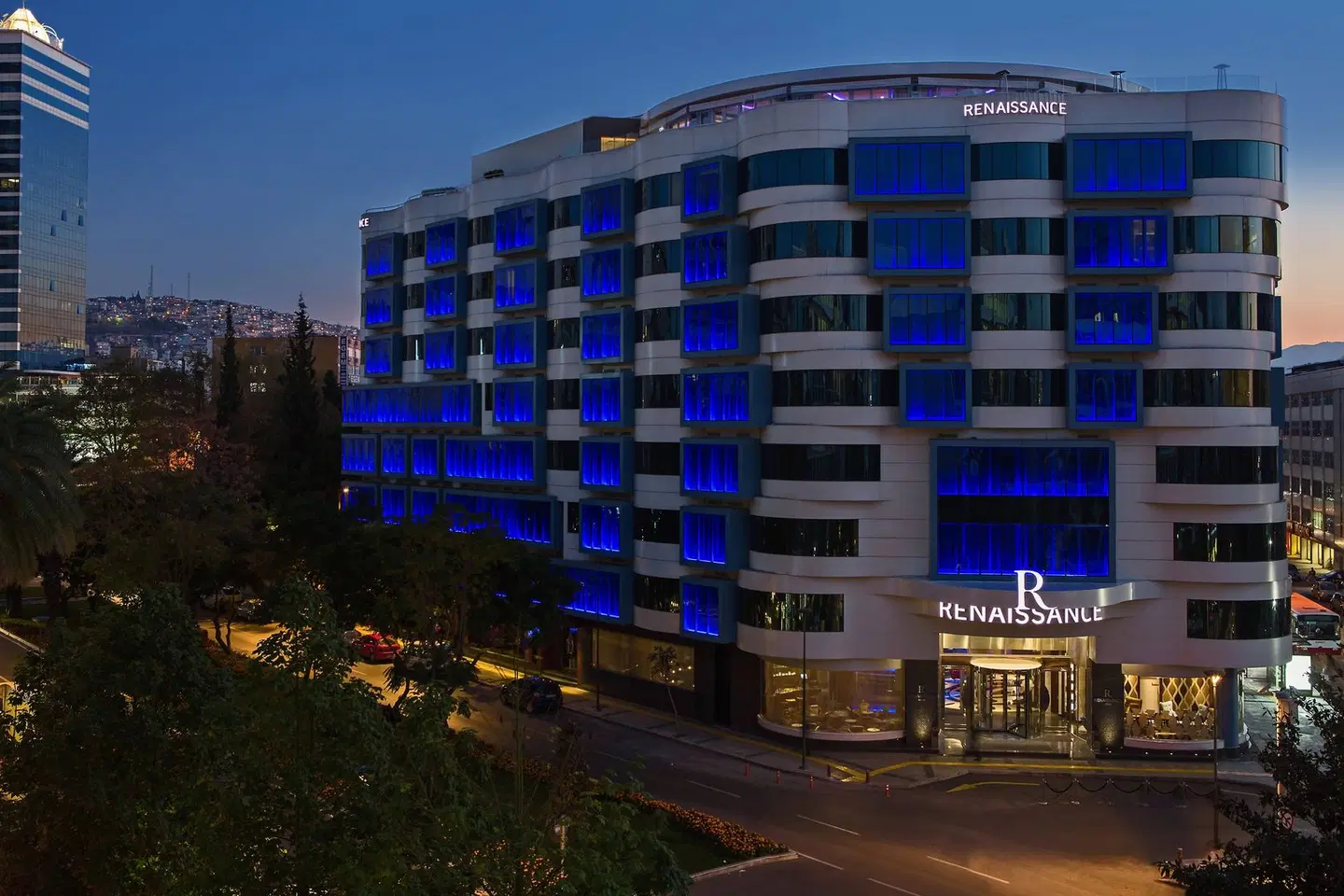 Renaissance Izmir Hotel EXTERIOR