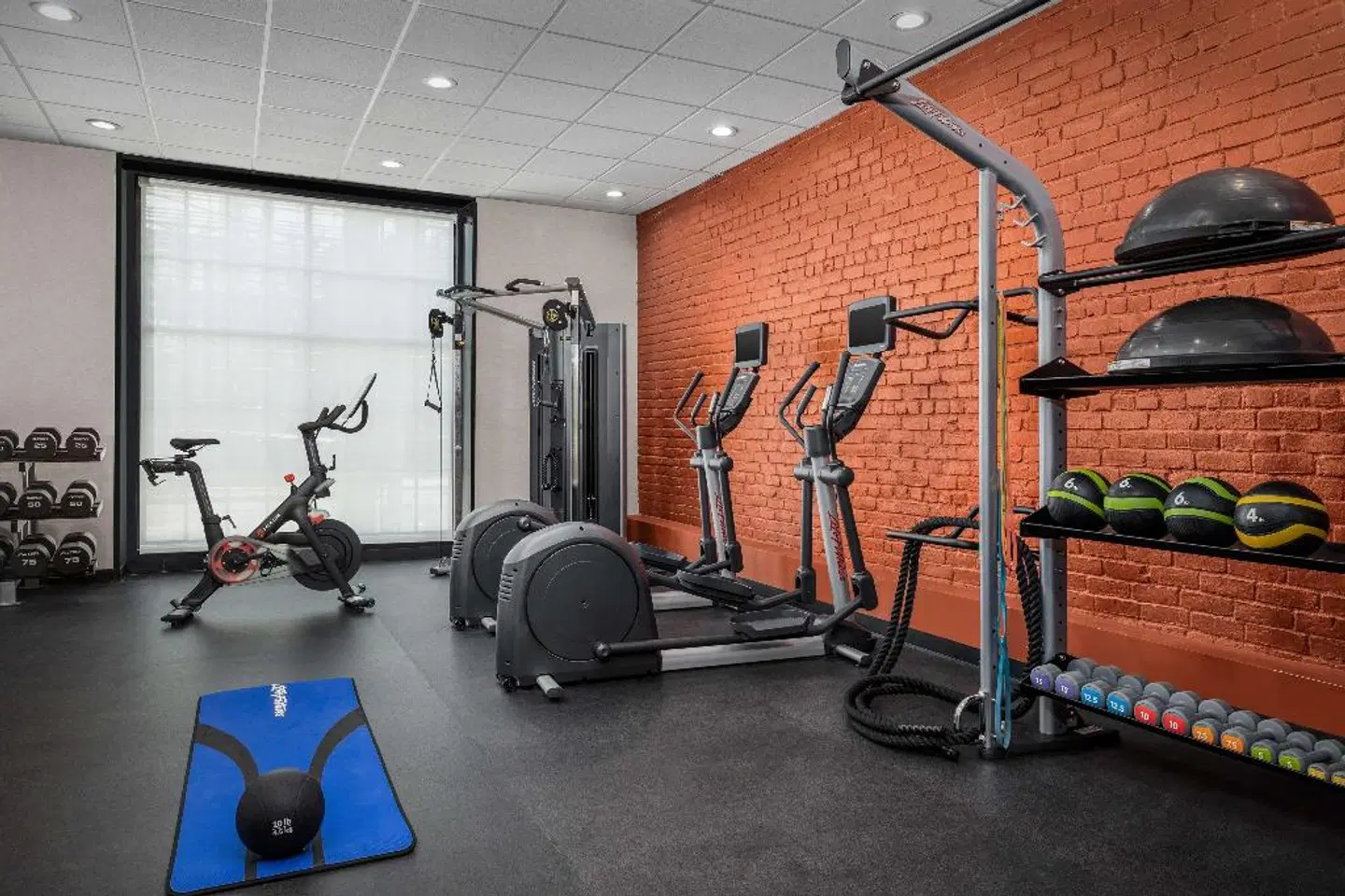 Hampton Inn New Orleans French Quarter Market Area SPORTS_AND_LEISURE