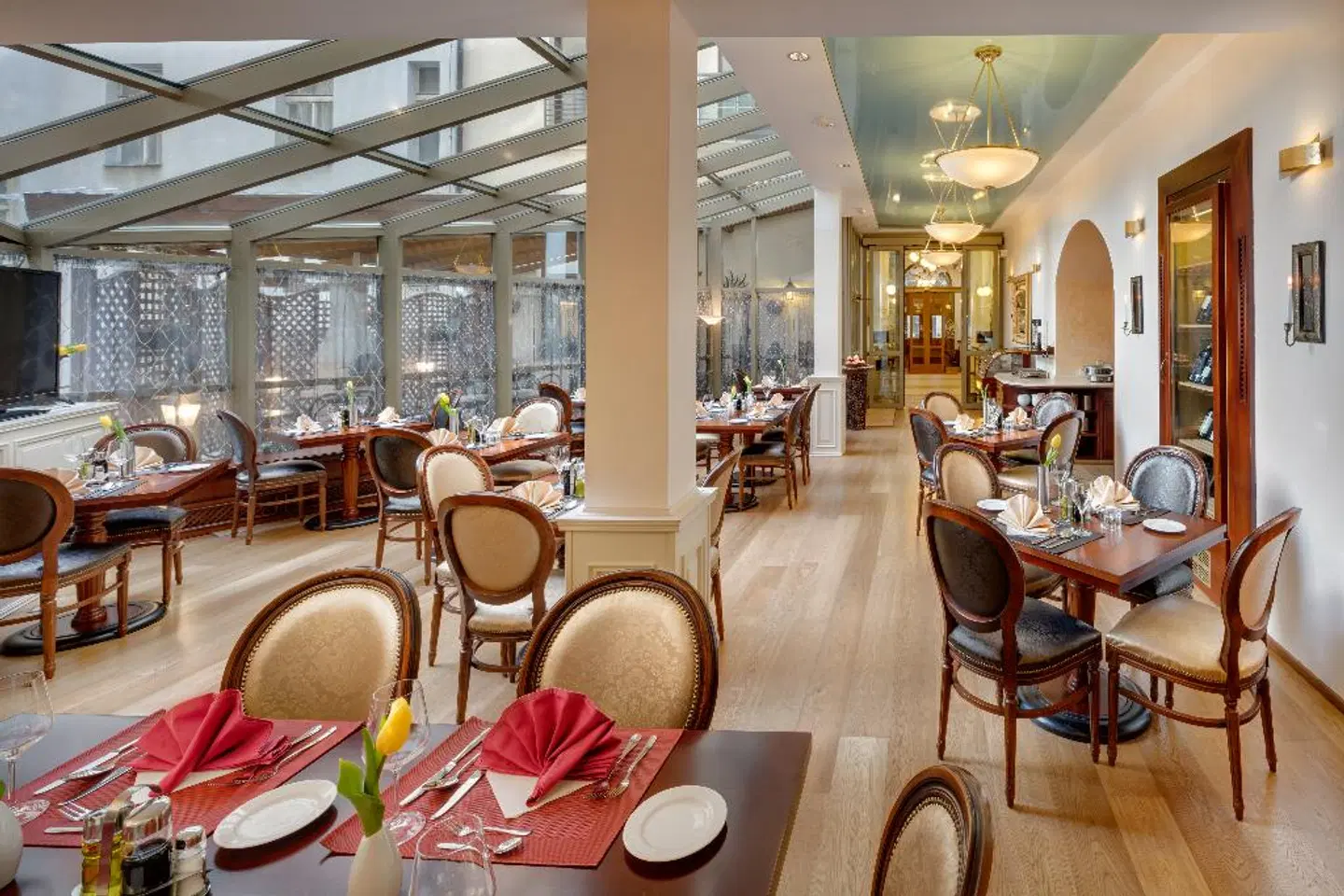 Boutique Hotel Seven Days Restaurant