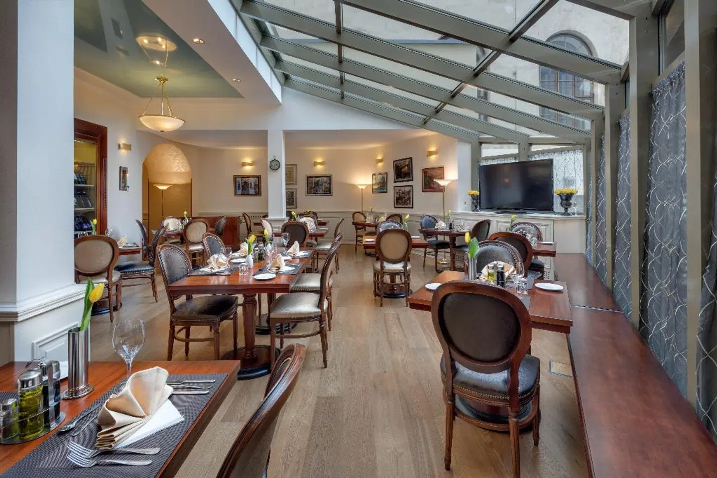 Boutique Hotel Seven Days Restaurant