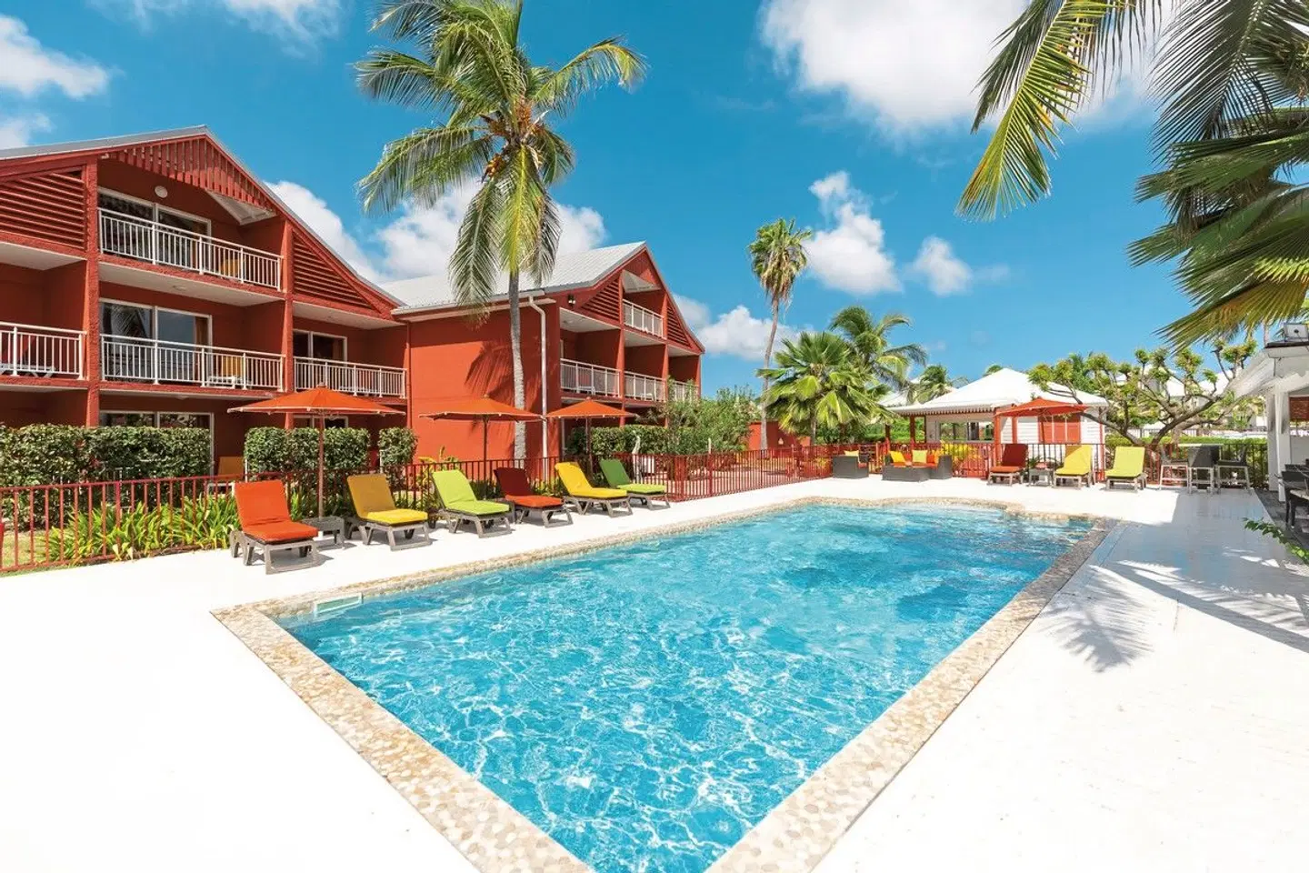 Palm Court OUTDOOR_POOL