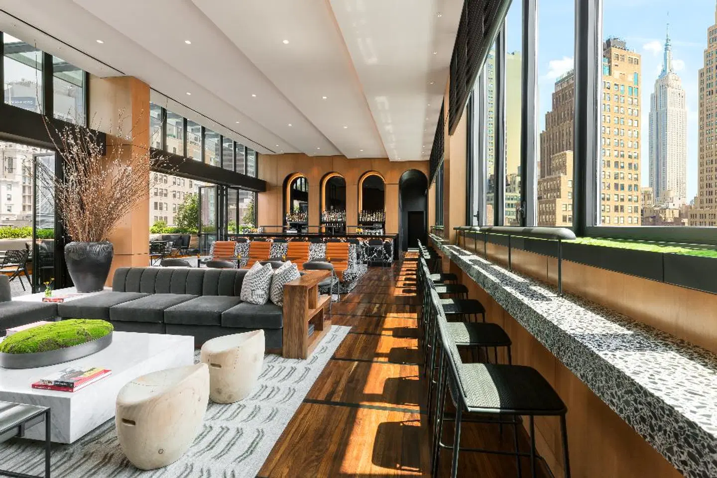 AC Hotel by Marriott New York Times Square Bar