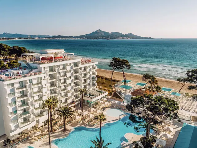 Iberostar Waves Alcudia Park EXTERIOR