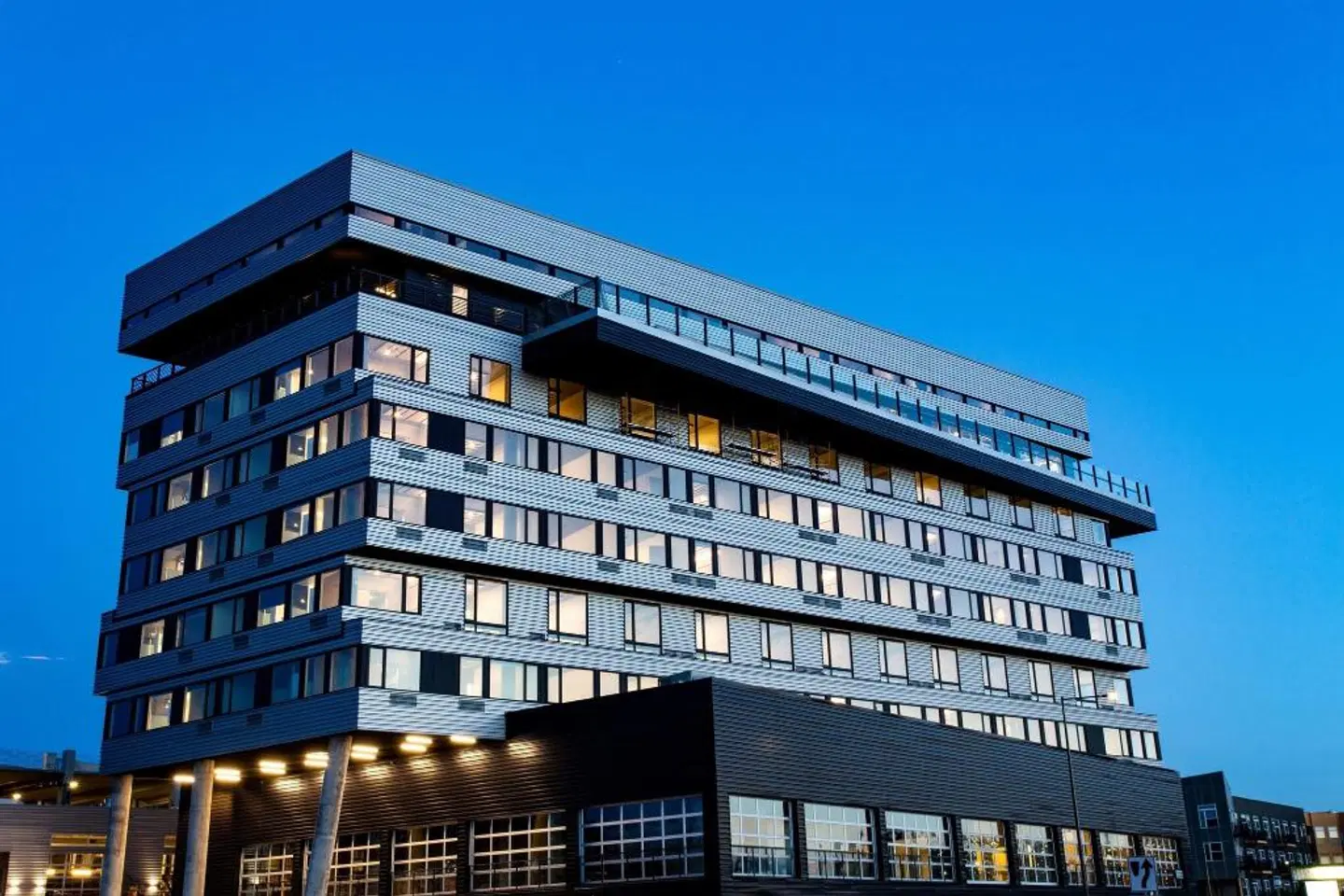 The Source Hotel EXTERIOR
