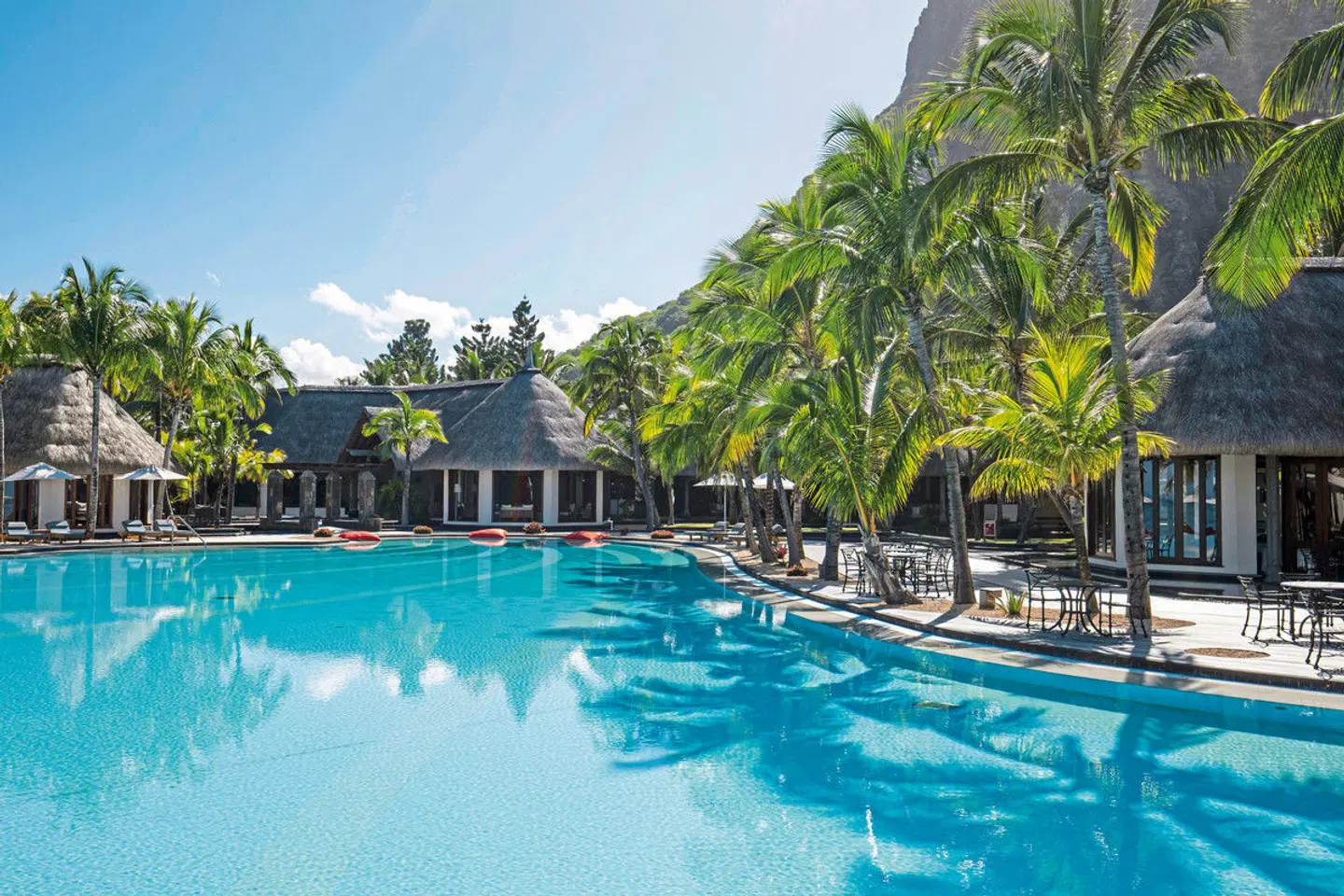 Dinarobin Beachcomber Hotel Golf & Spa OUTDOOR_POOL