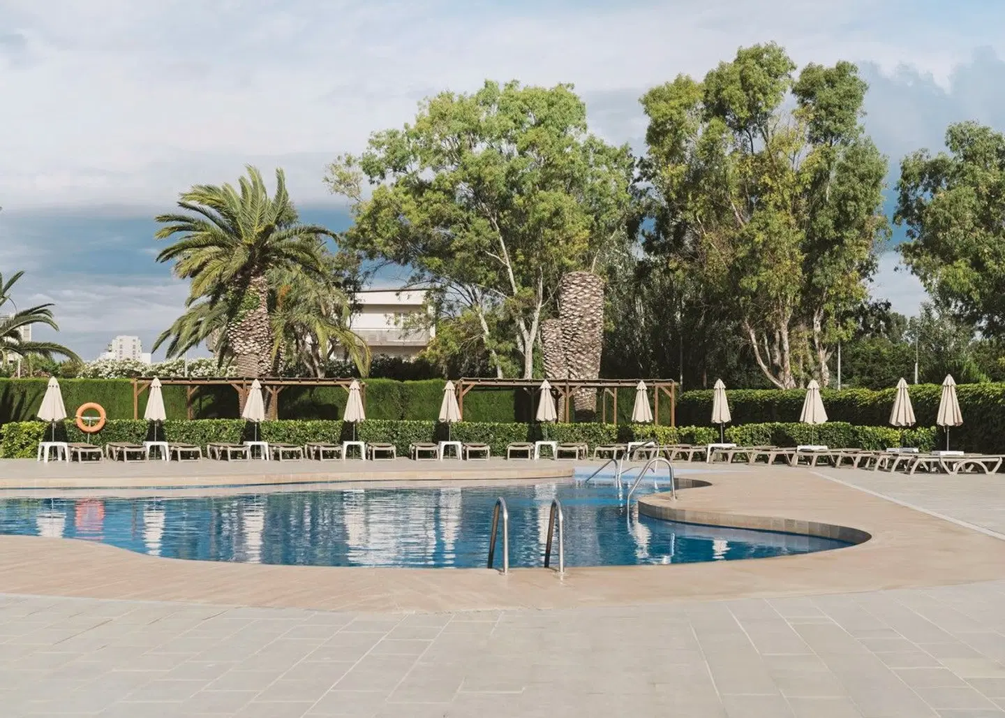 Mediterráneo Park OUTDOOR_POOL