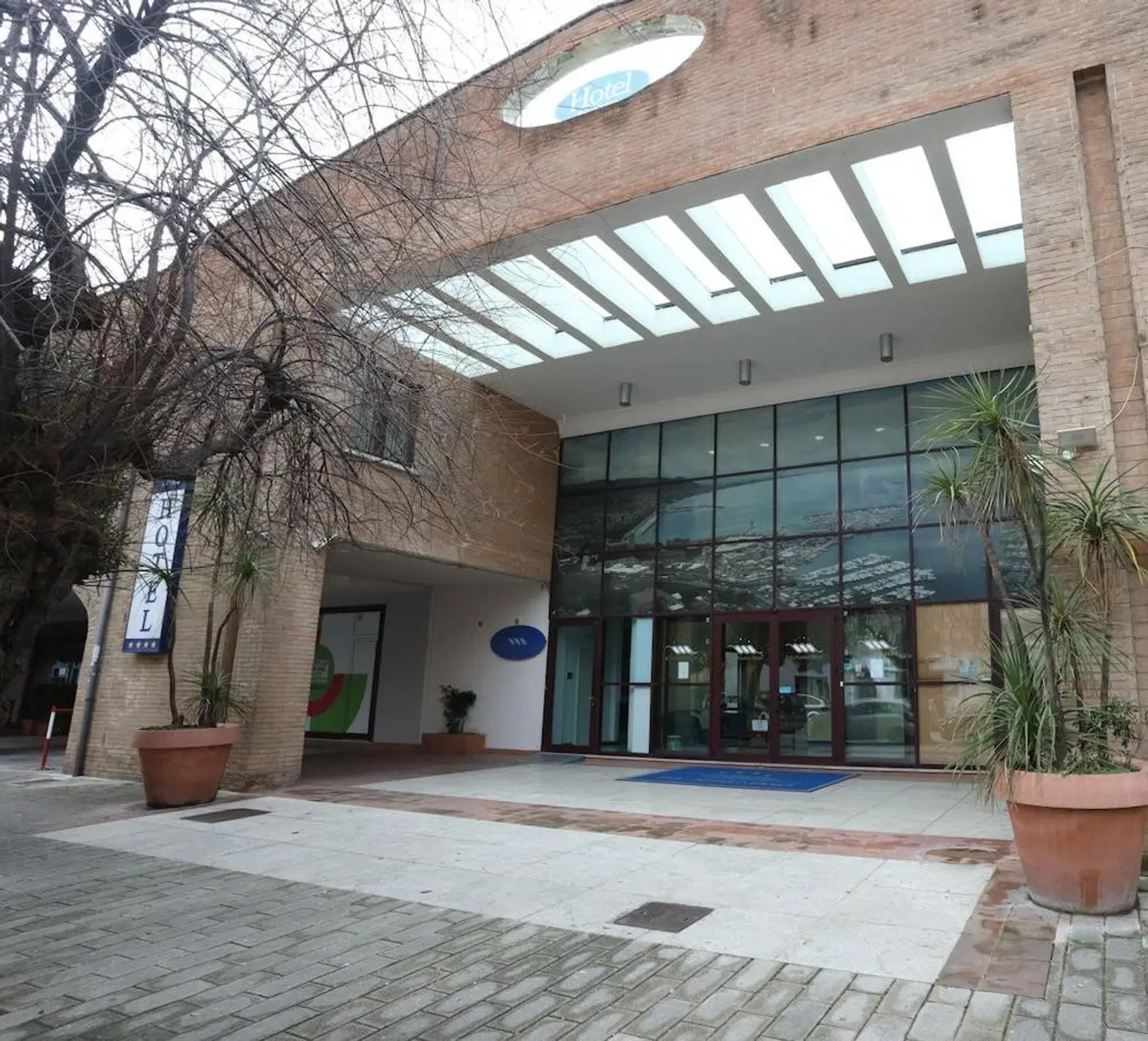 Centro Congressi Polo Nautico EXTERIOR