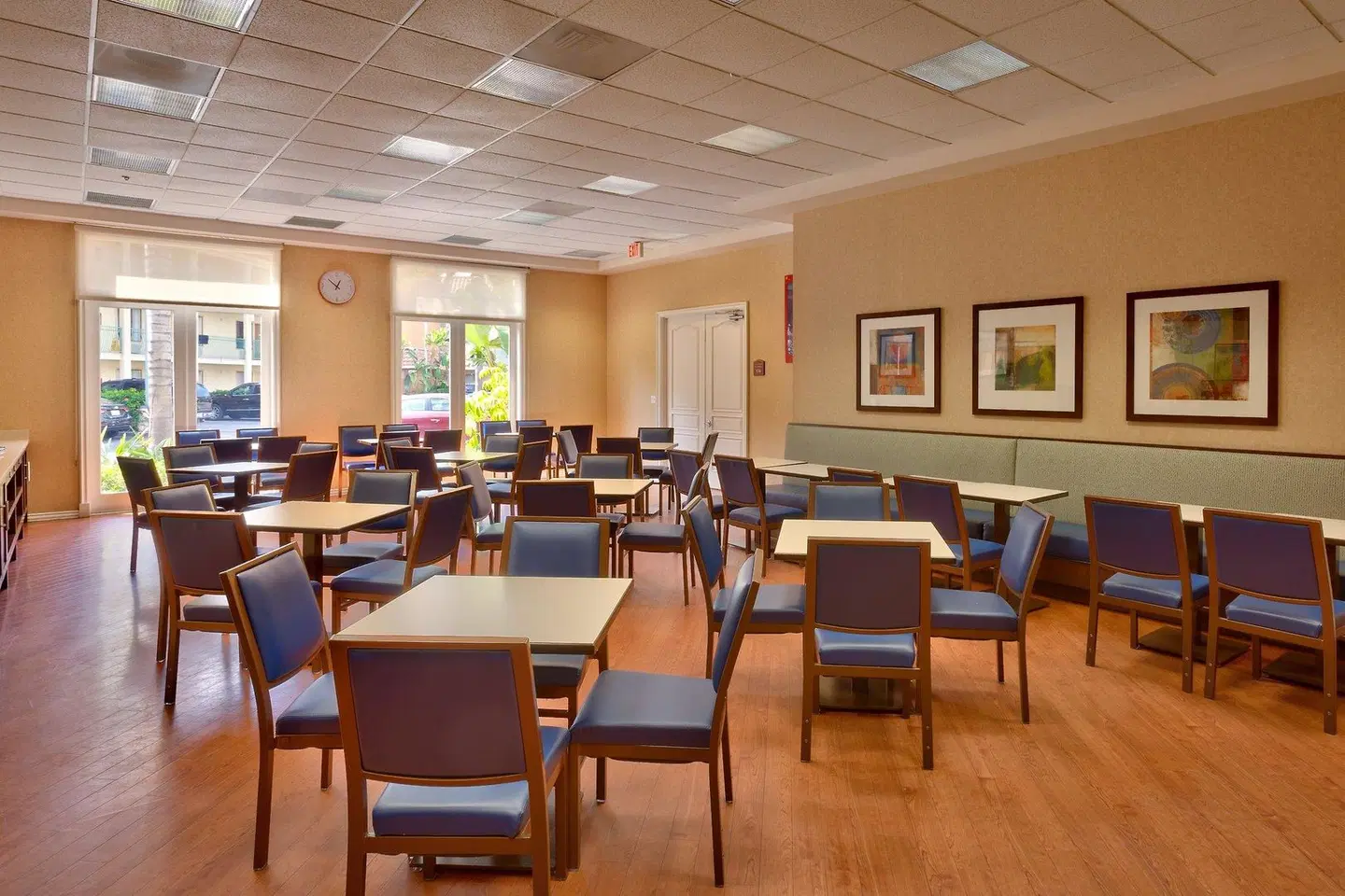 Cortona Inn & Suites Anaheim Resort Konferenz