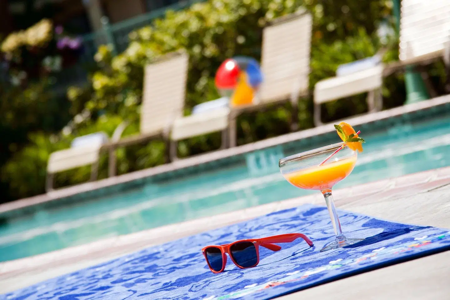 Cortona Inn & Suites Anaheim Resort OUTDOOR_POOL
