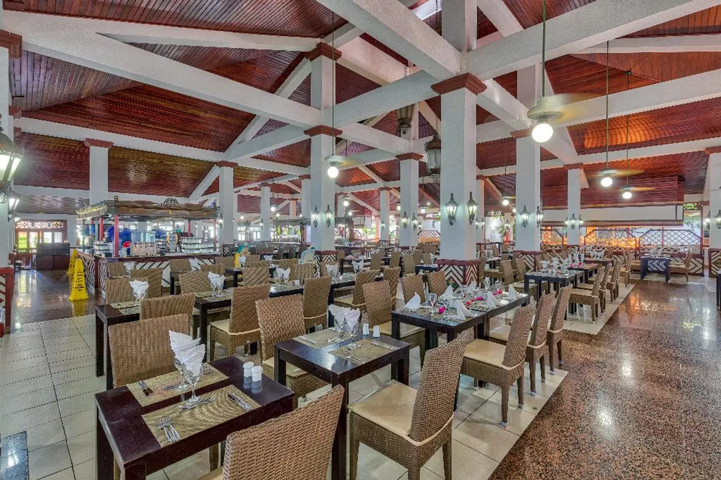 Playabachata Lifestyle Collection by Senator RESTAURANT