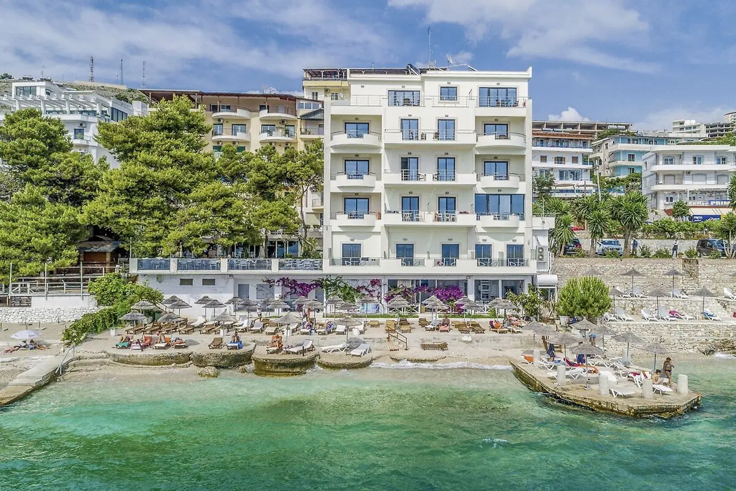 Jaroal Hotel EXTERIOR