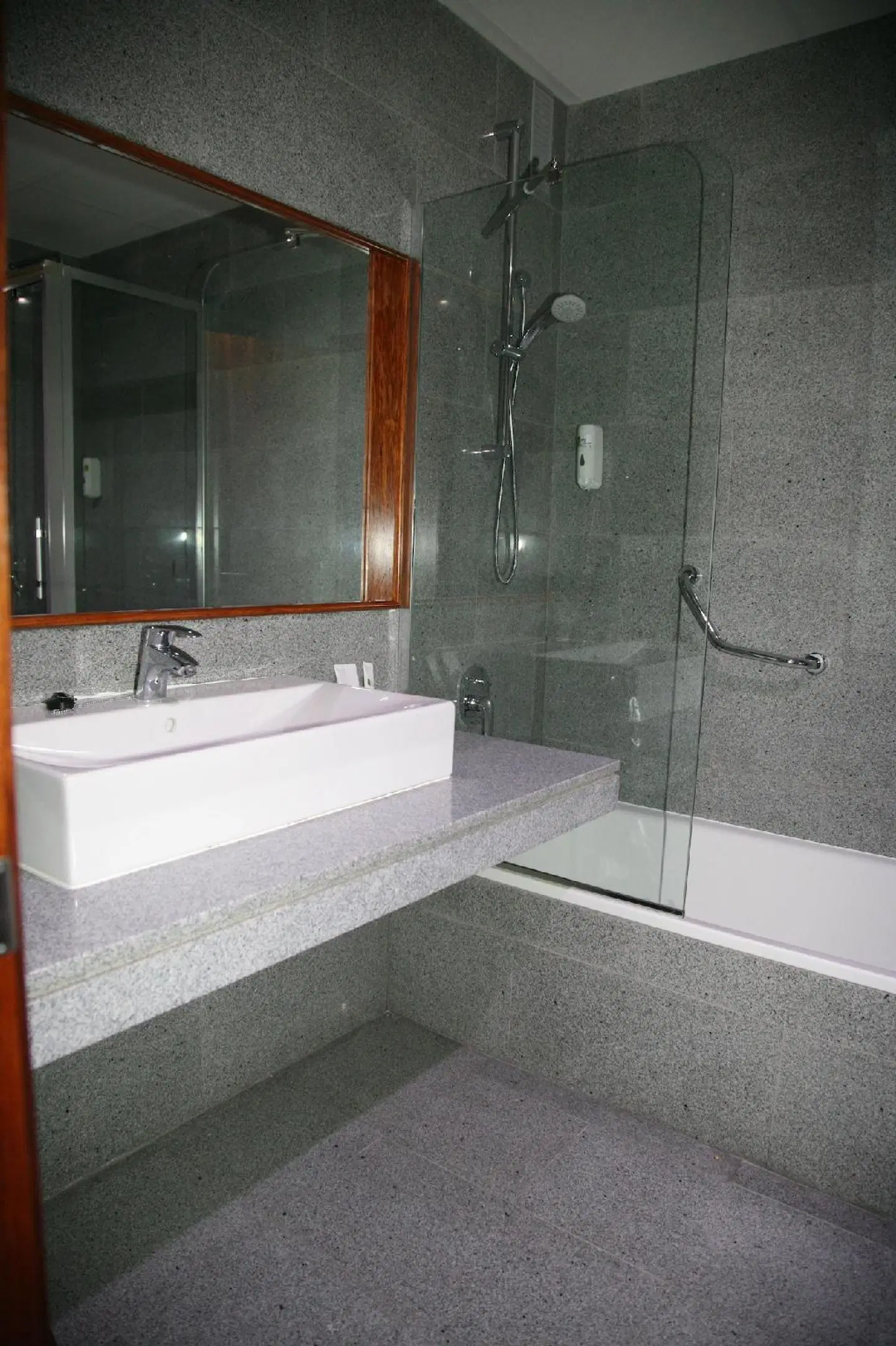 Hotel Torre del Conde Badezimmer