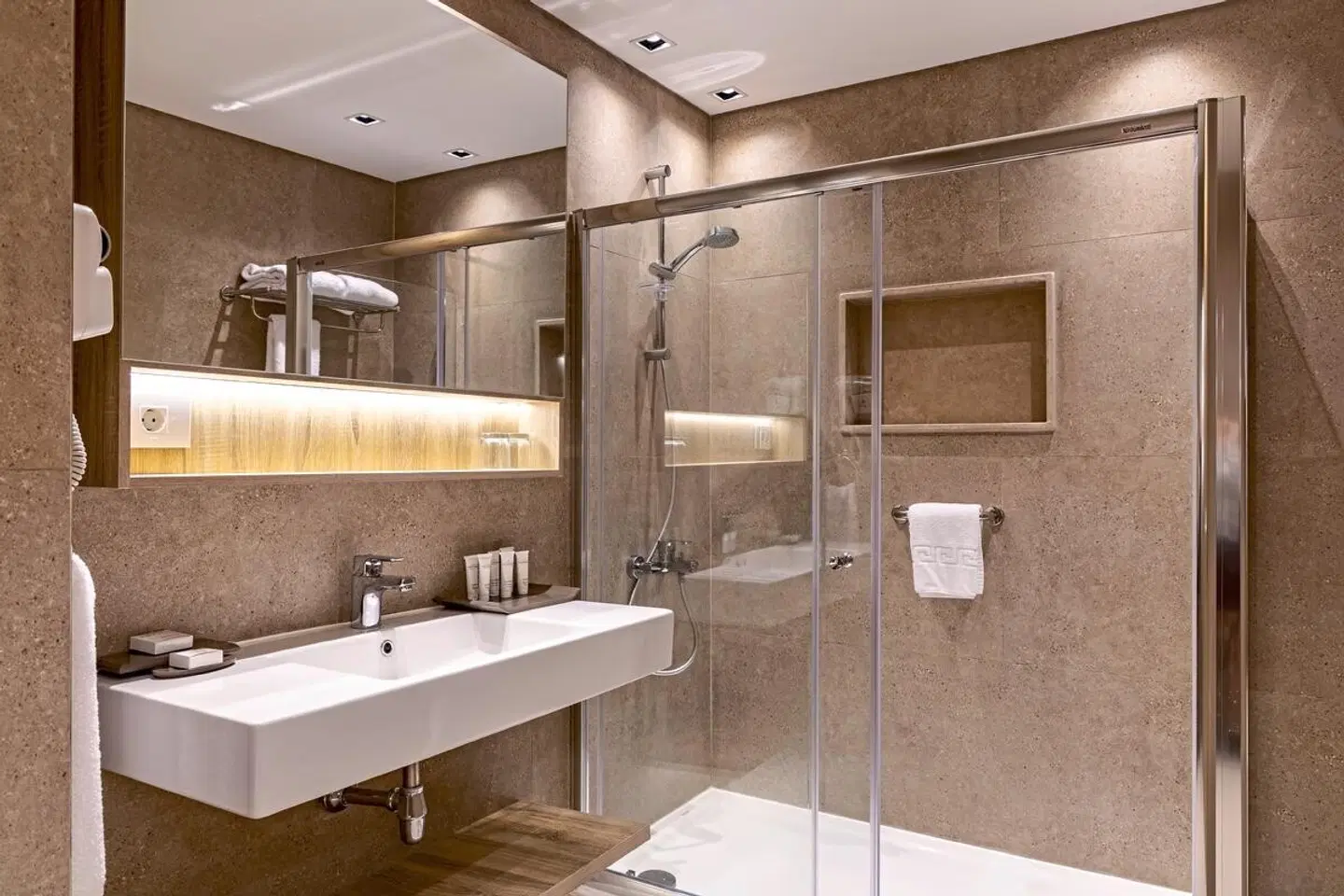 Fort Arabesque - The West Bay Badezimmer