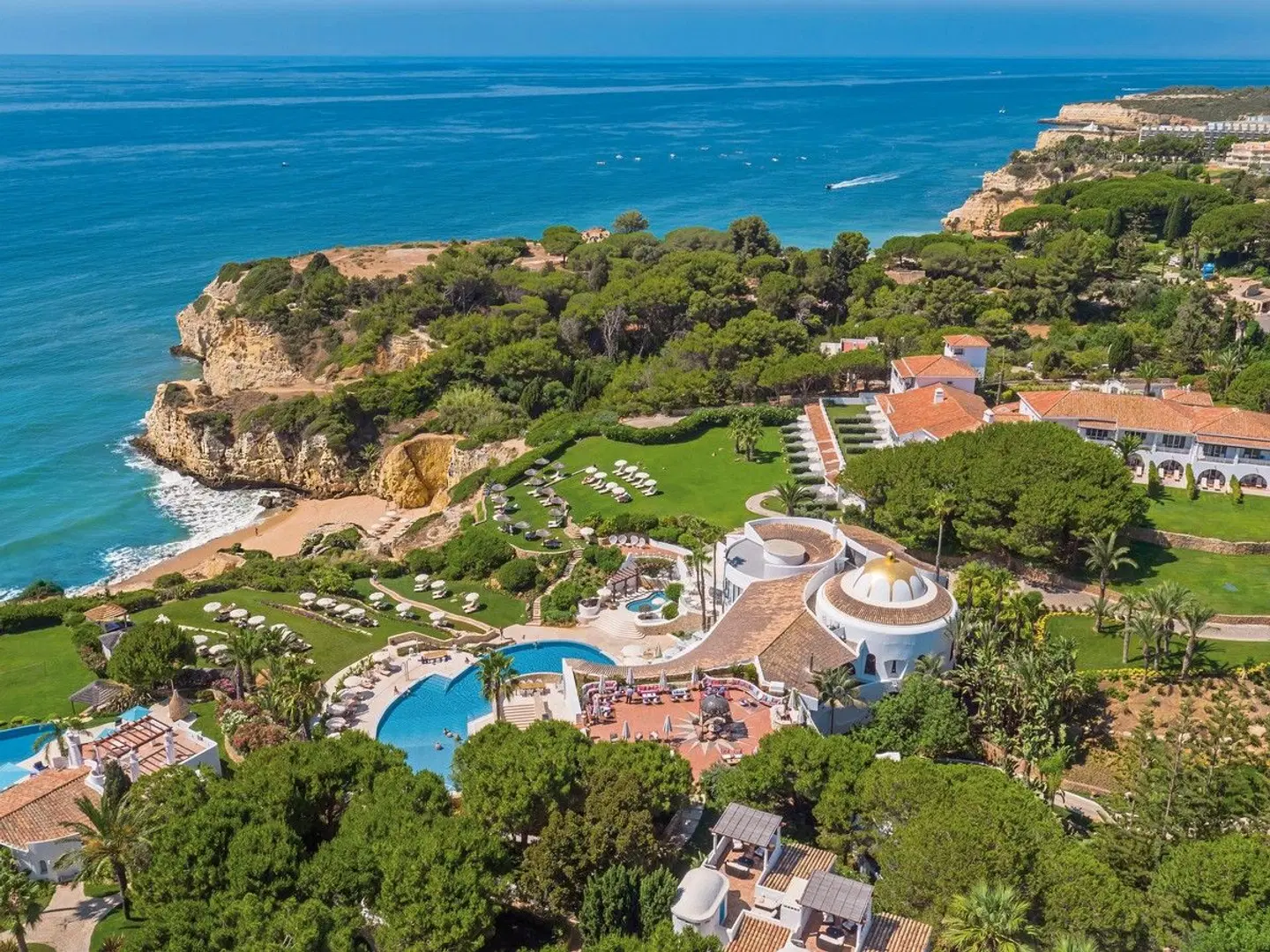 Vila Vita Parc Resort & Spa EXTERIOR