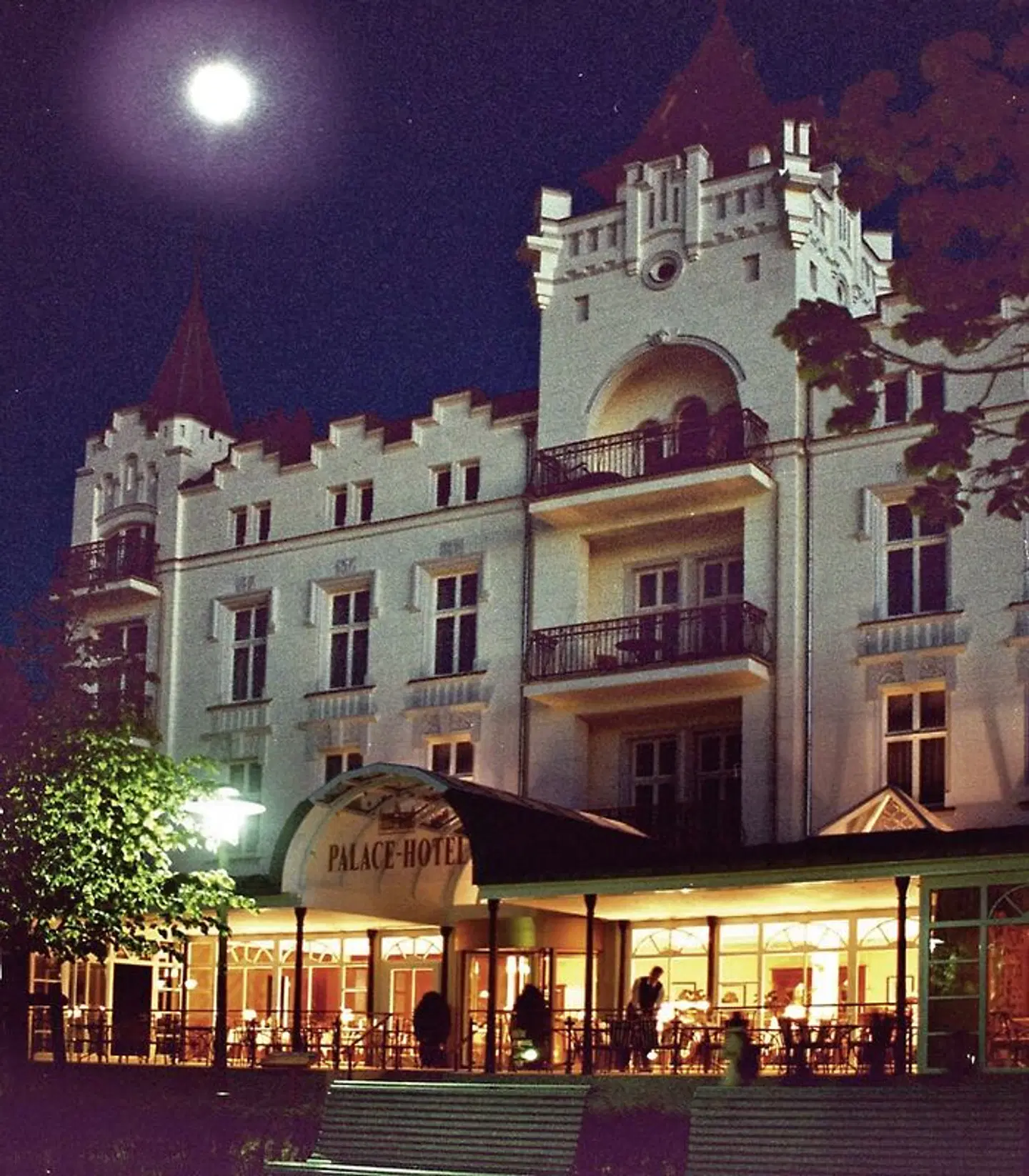 Usedom PALACE EXTERIOR
