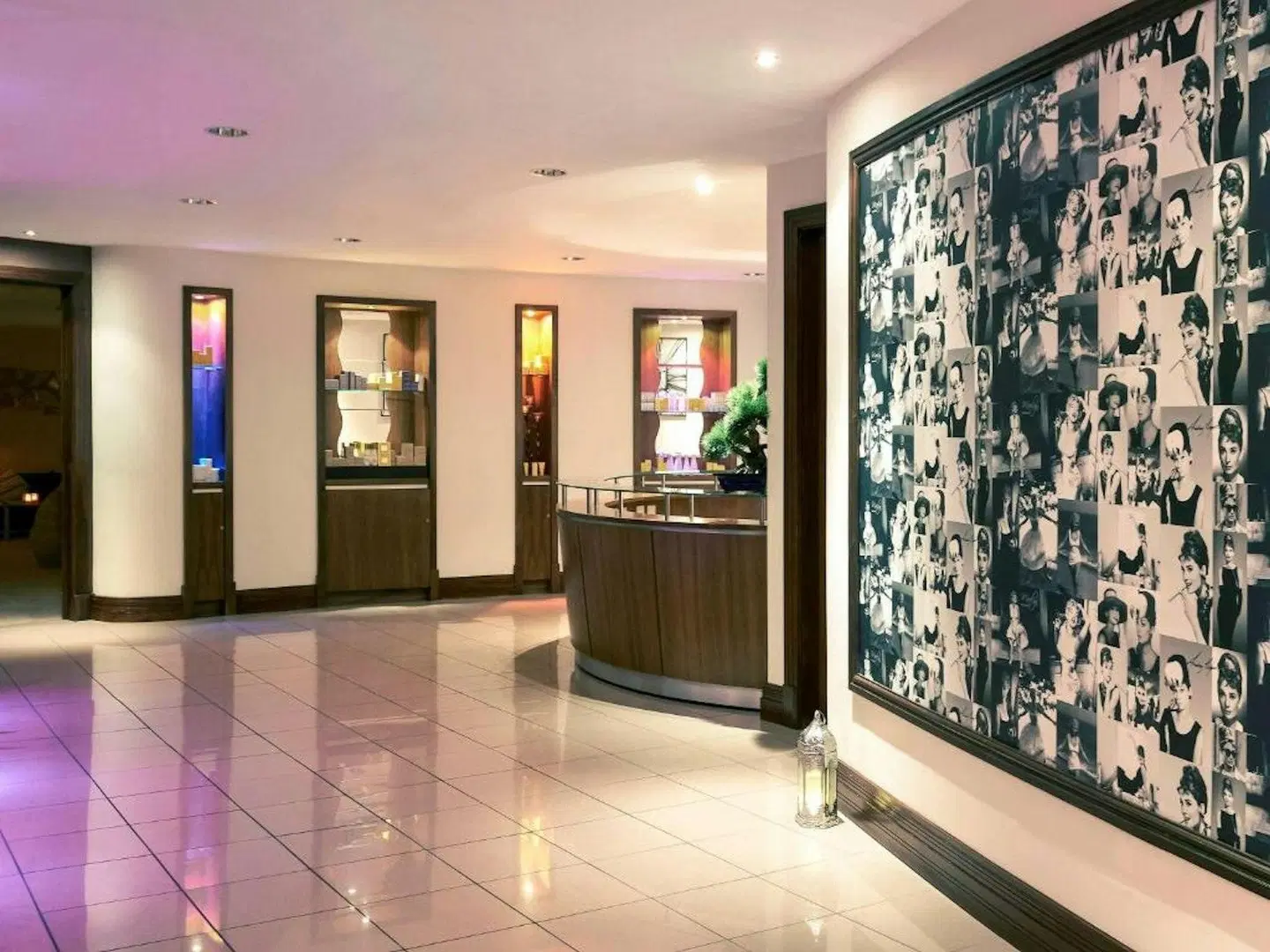 Holland House Hotel Cardiff By Sunday LOUNGE_LOBBY
