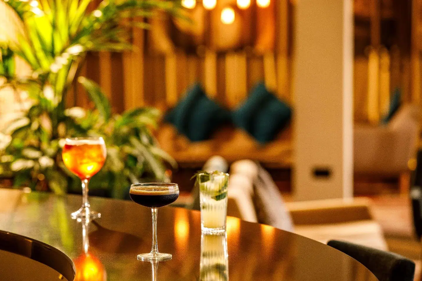 Holland House Hotel Cardiff By Sunday Bar