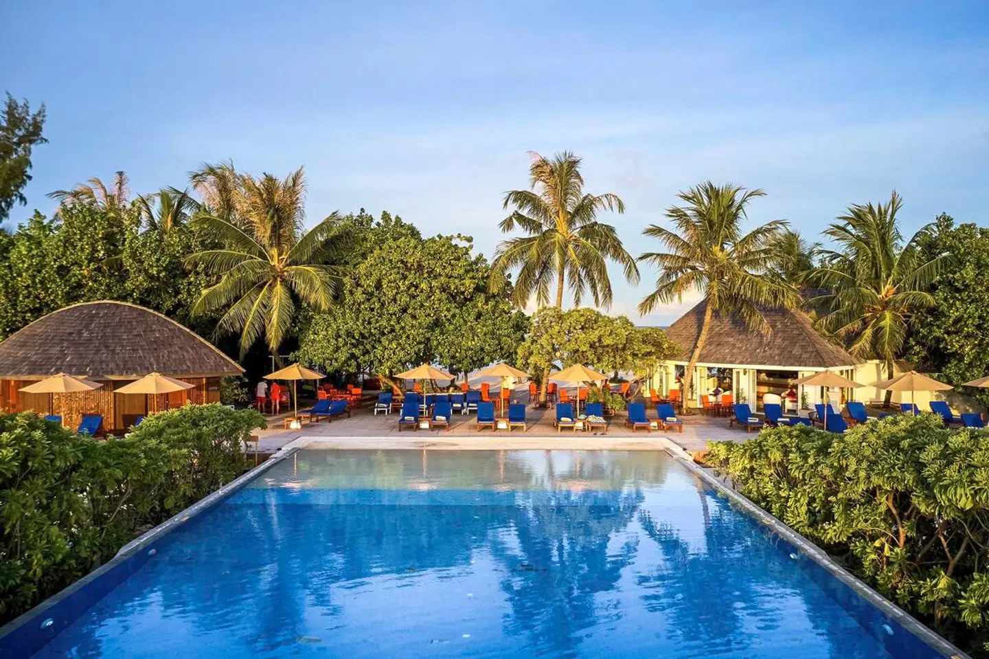 Sun Siyam Olhuveli Maldives OUTDOOR_POOL
