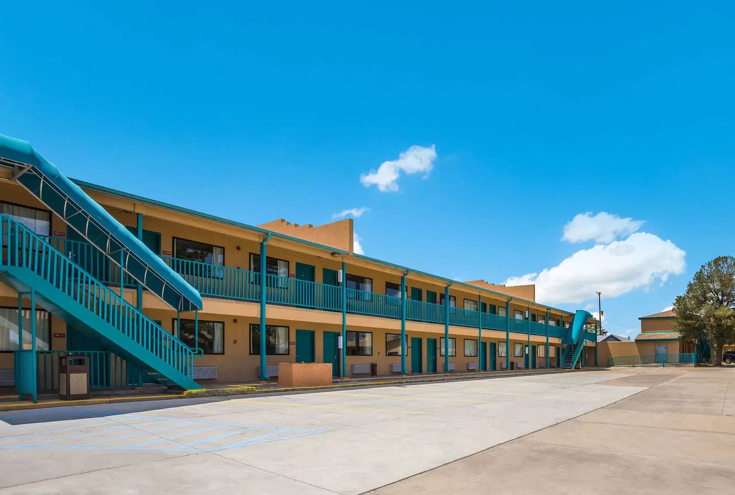 Best Western Kokopelli Lodge EXTERIOR