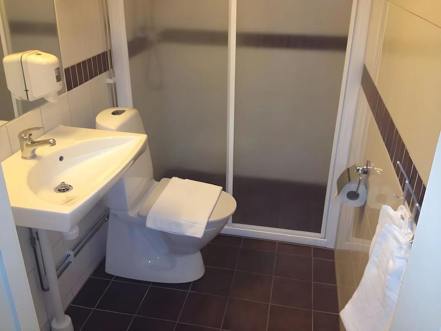 Björkbackens Karaktärshotell Badezimmer