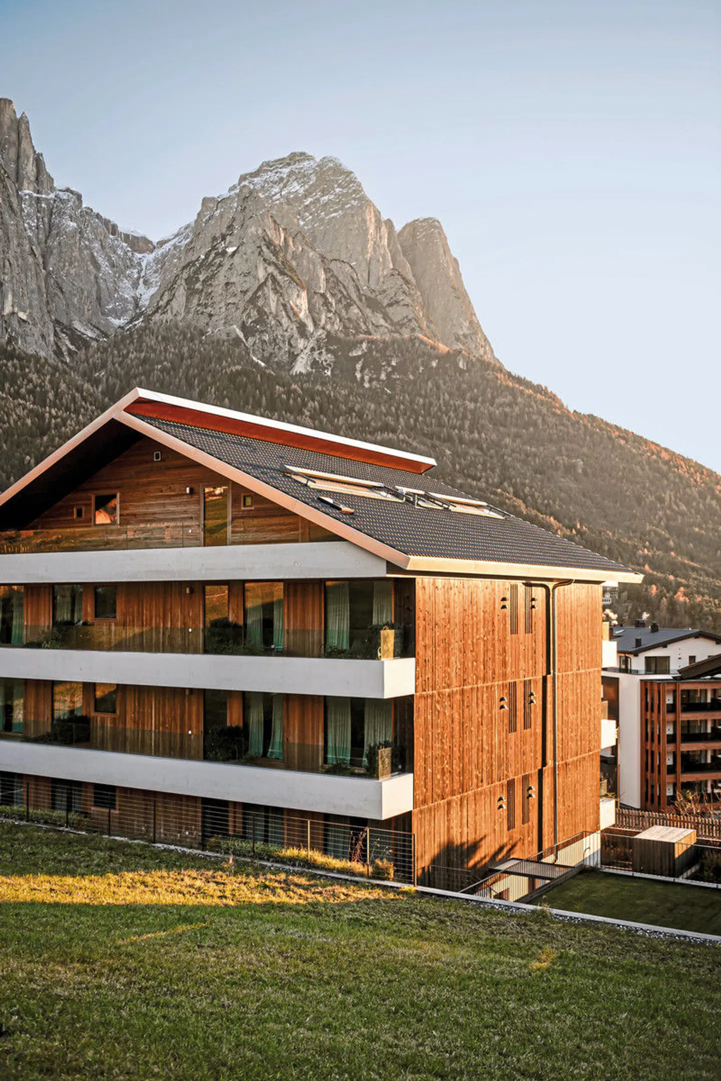 La Paula Apartments & Suites EXTERIOR