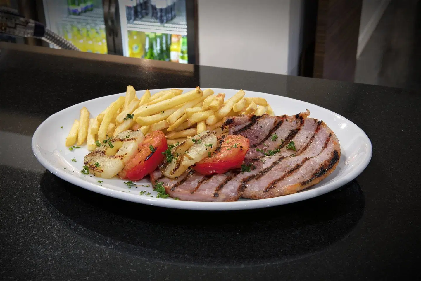 Holiday Inn Express London - Heathrow T5 by IHG Restaurant
