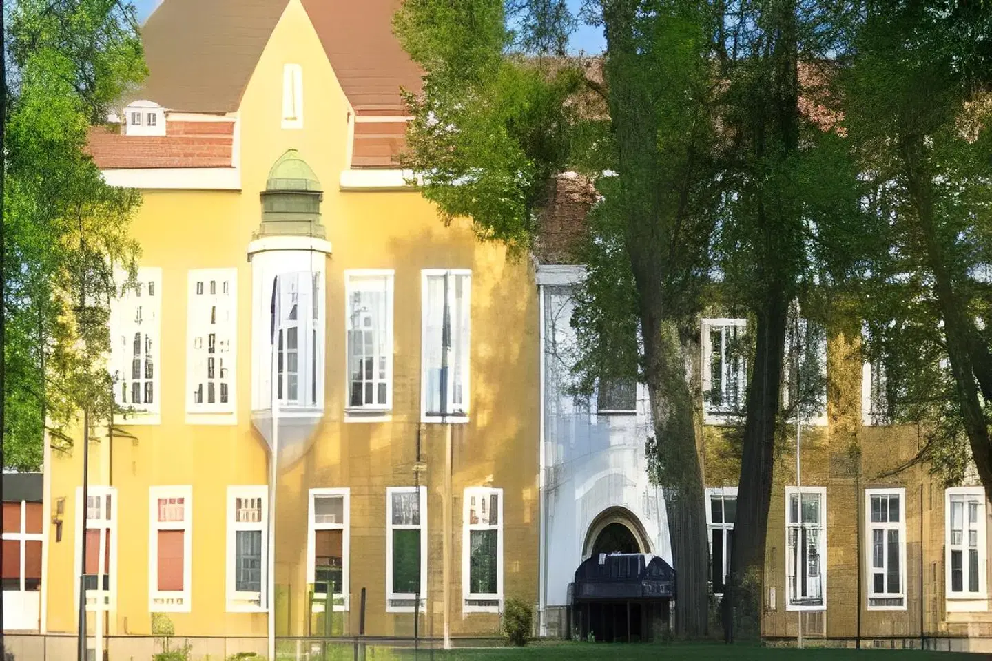 First Hotel Grand Alingsås EXTERIOR